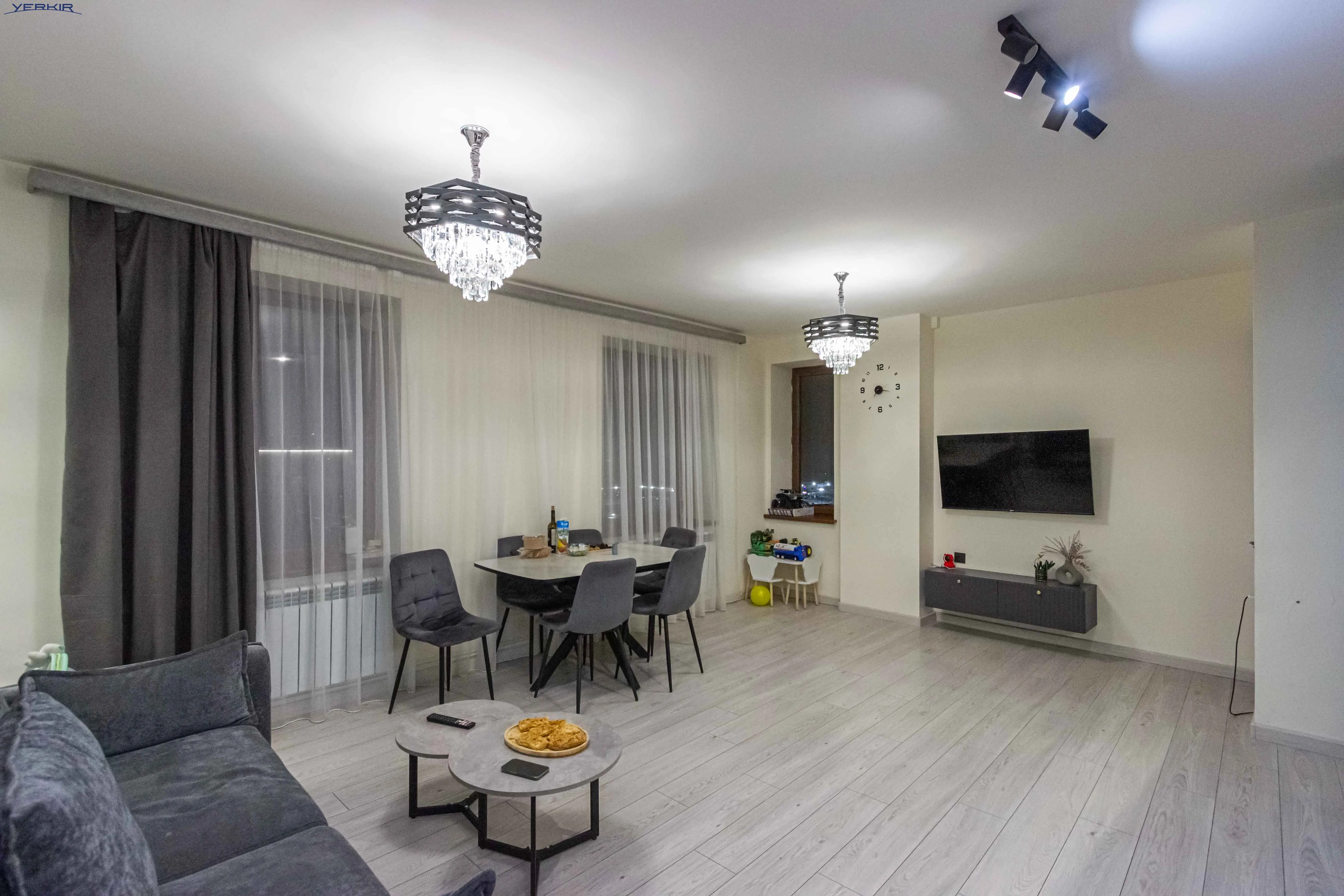 Квартиры Код 9+3618410