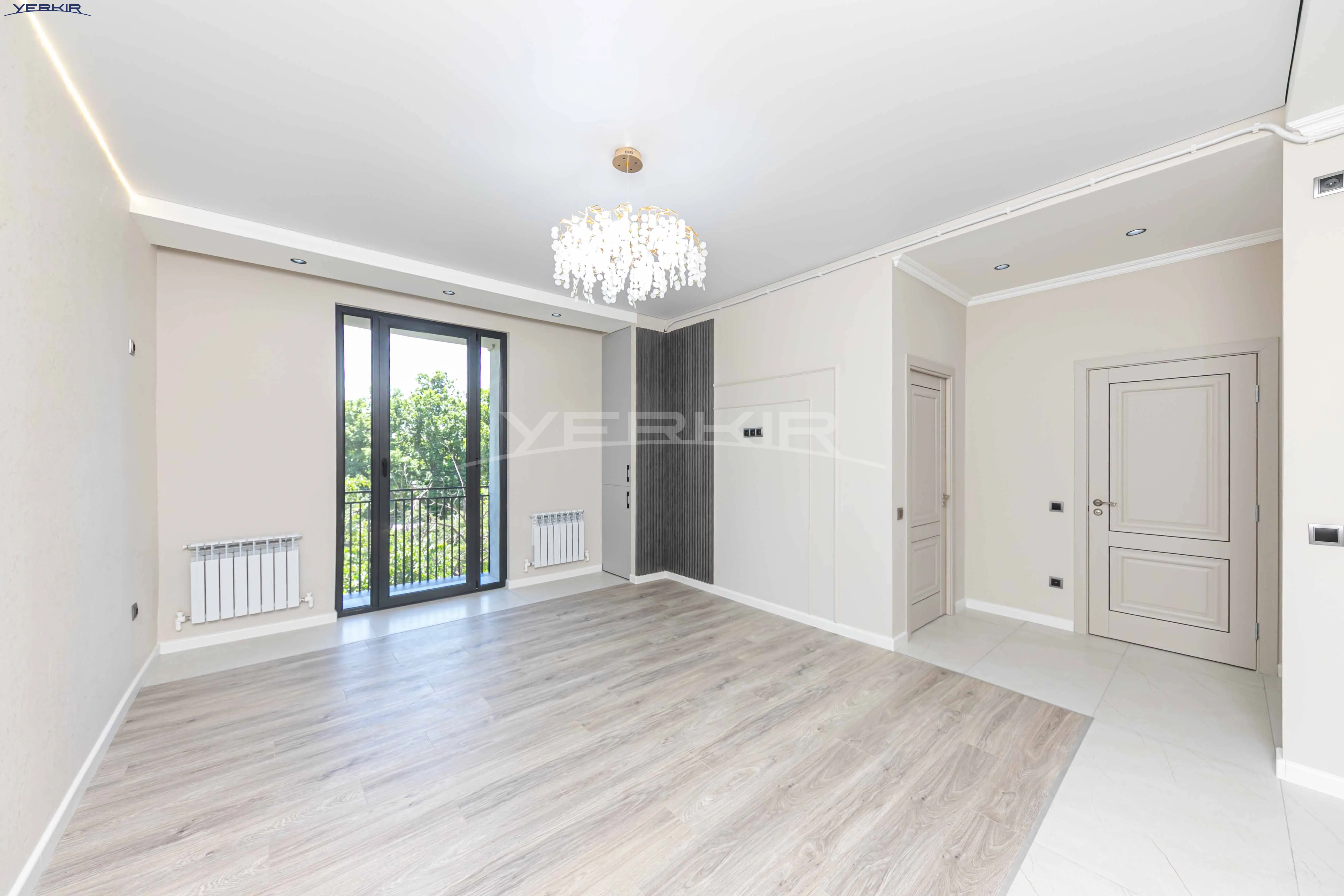 Apartments Code: 9+1558449