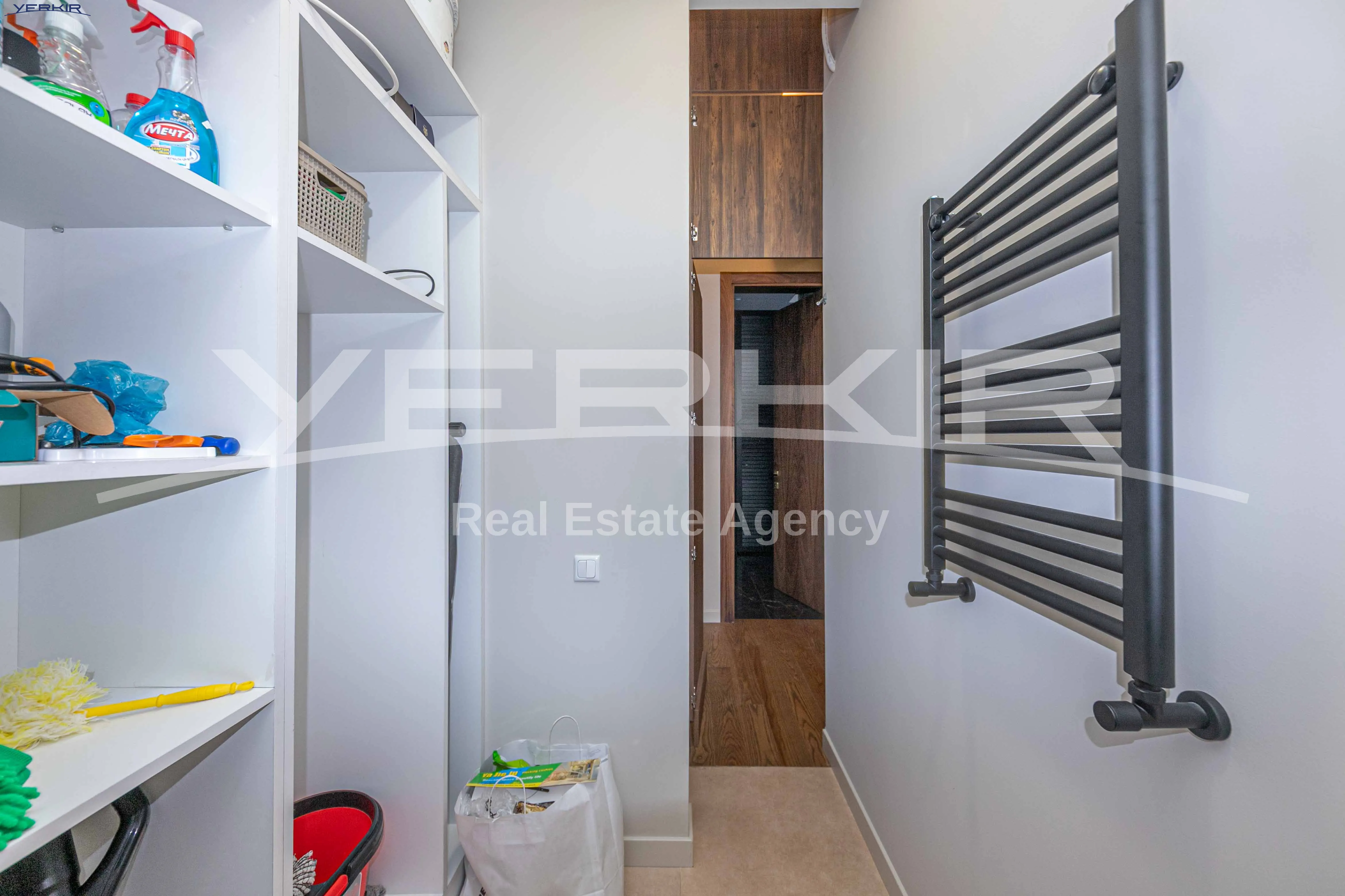 Apartments Code: 3+2271403