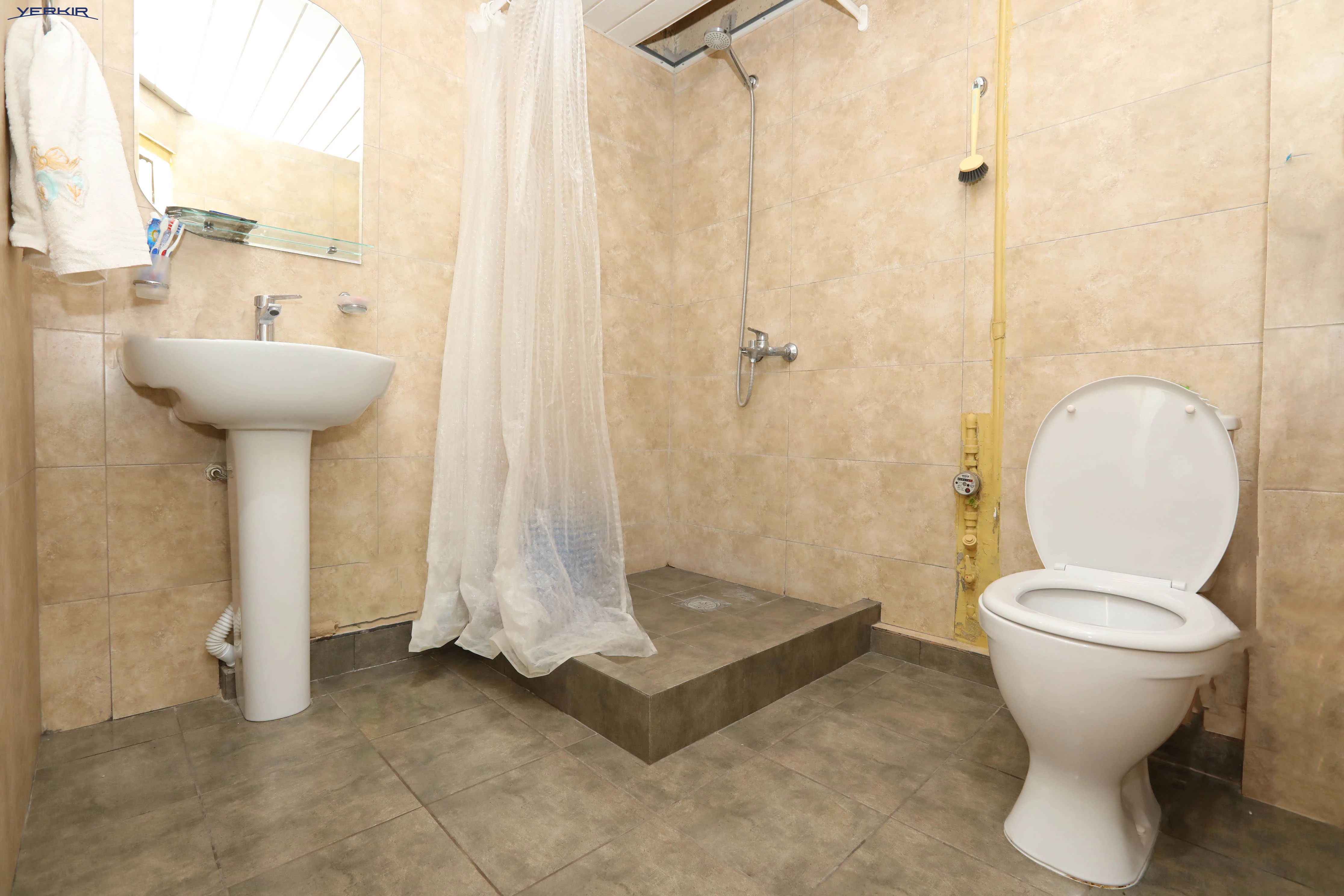 Apartments Code: 5+219872