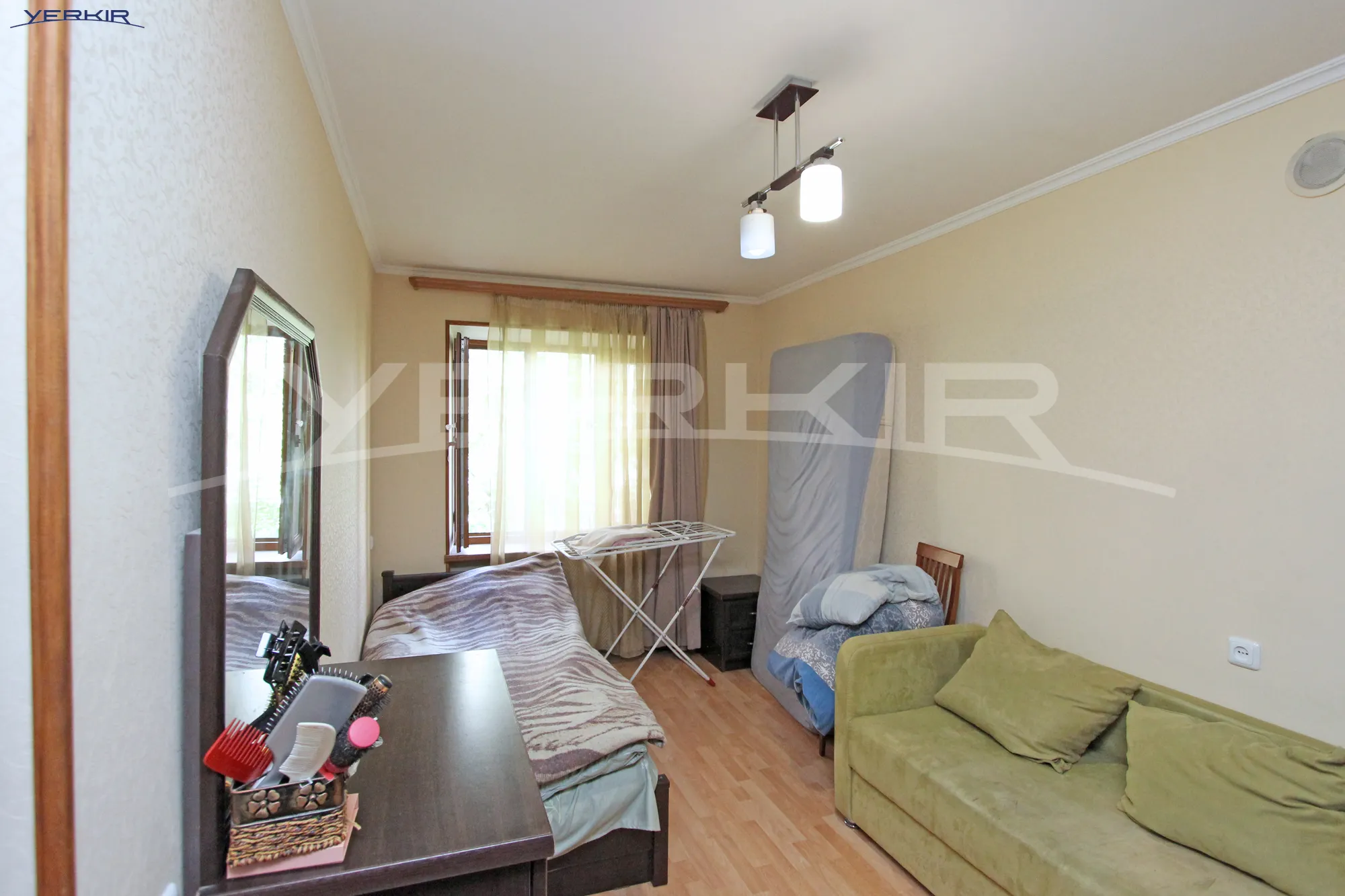 Apartments Code: 9+2673052