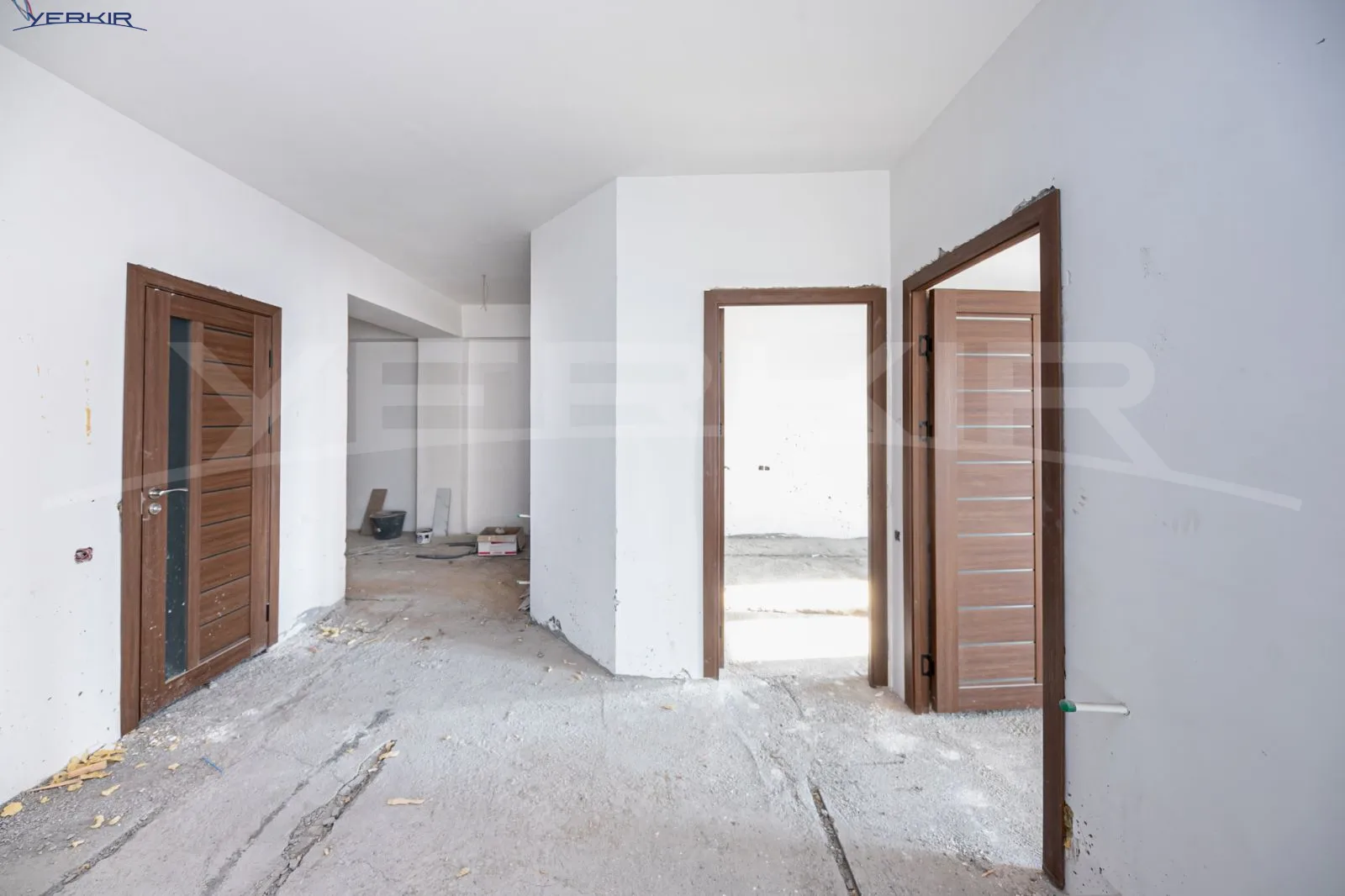 Apartments Code: 9+415339