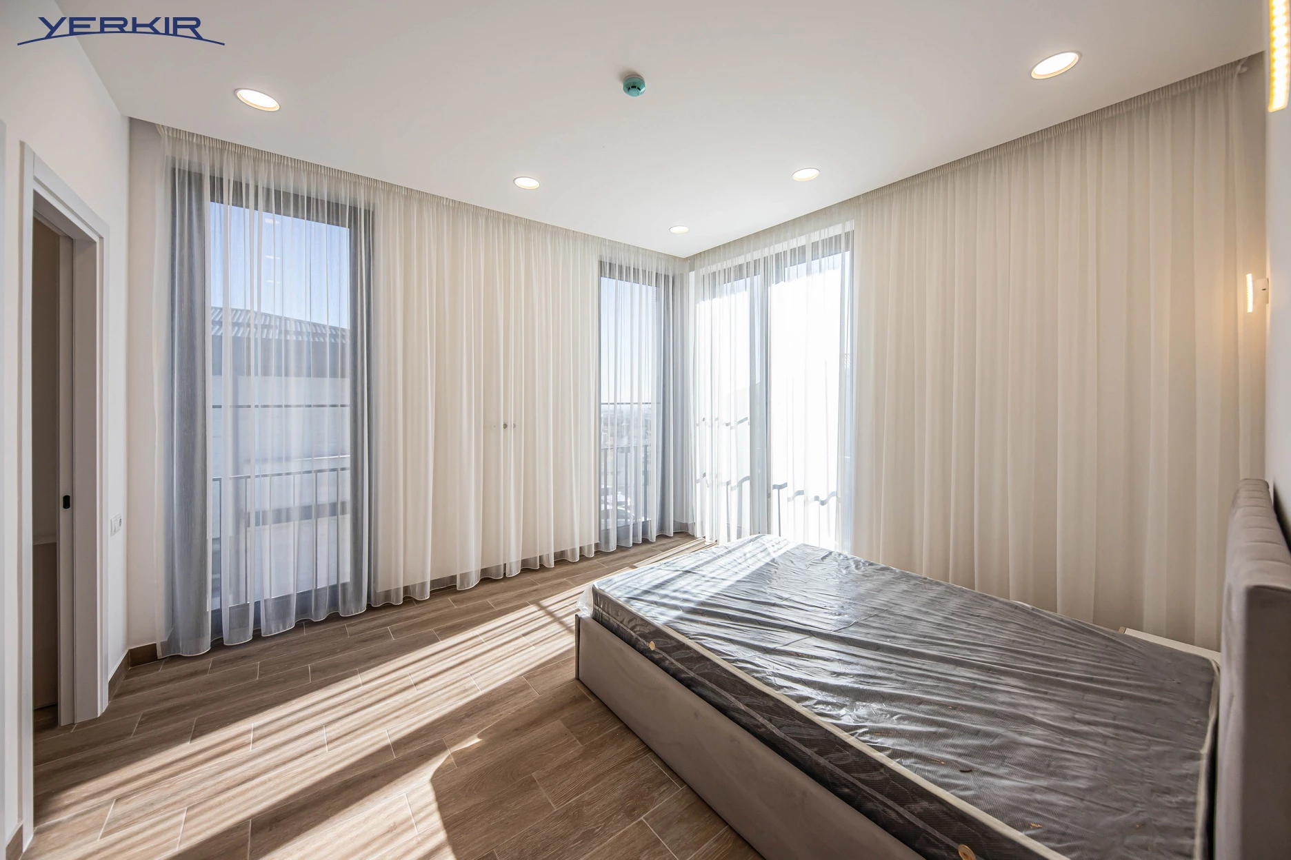 Առանձնատներ Կոդ` 5+513741