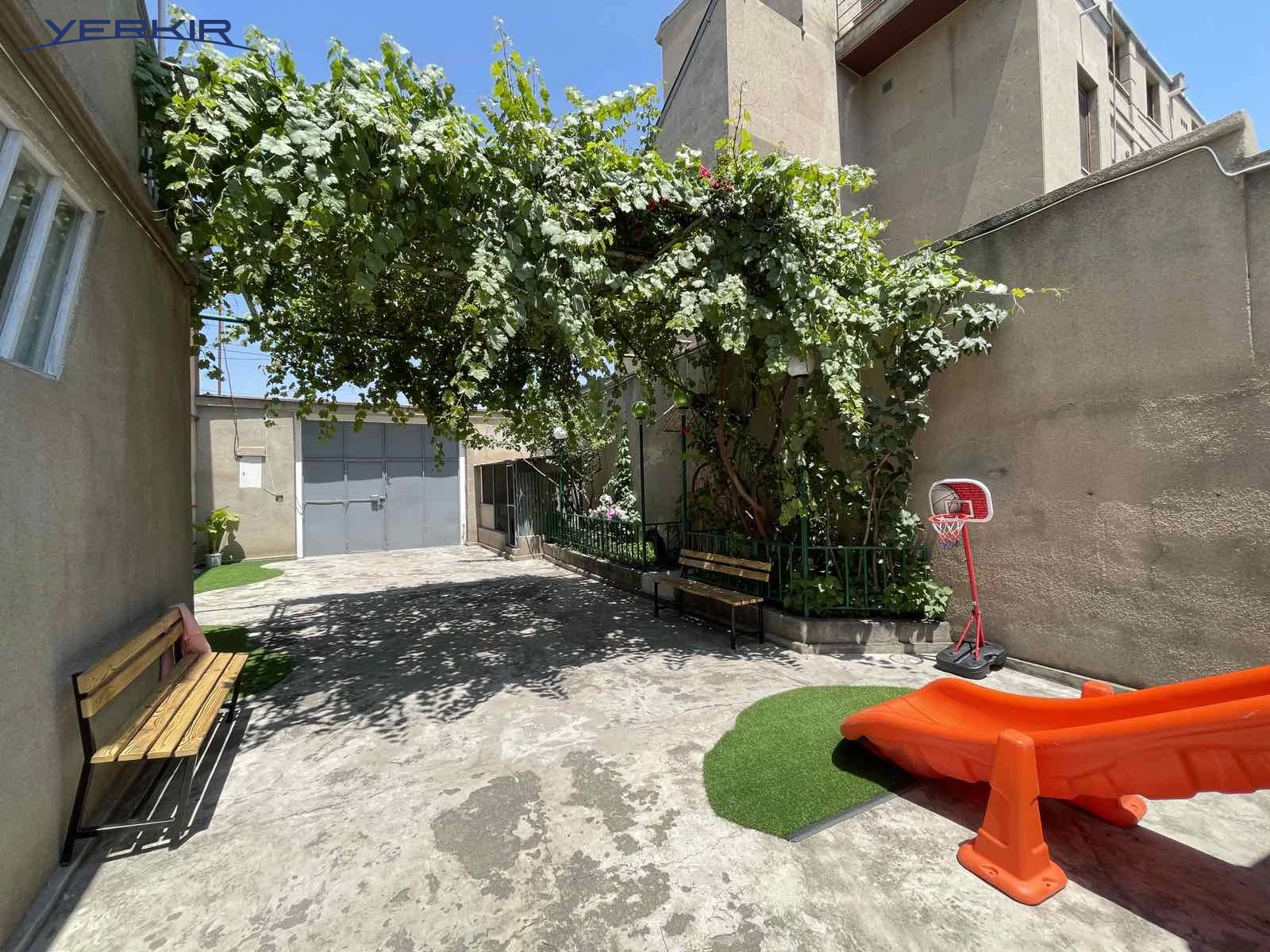 Houses Code: 3+511257