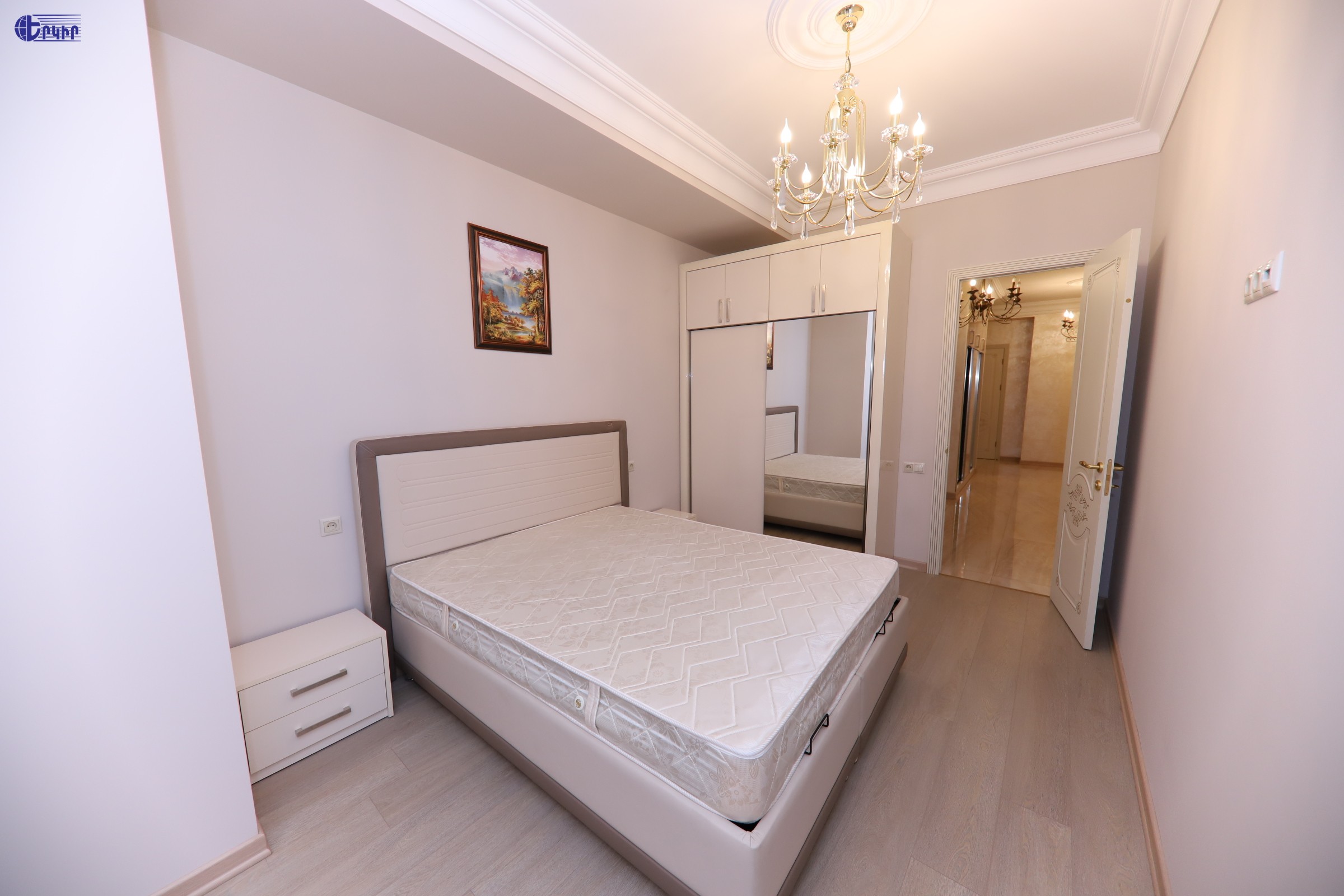 Apartments Code: 10+40032