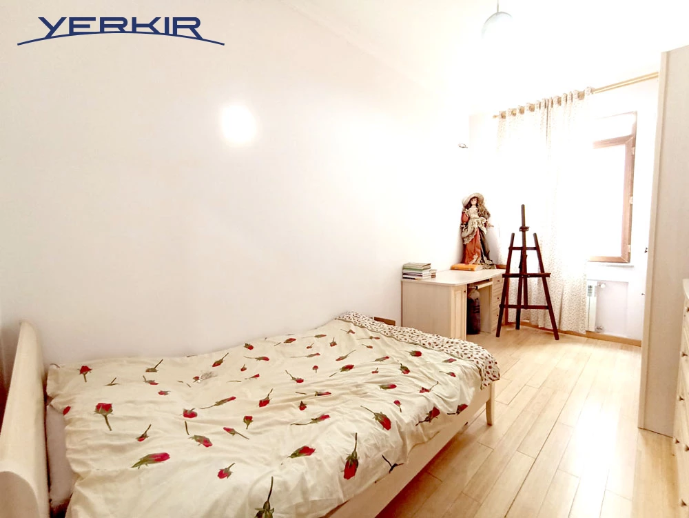 Բնակարաններ Կոդ` 10+405450