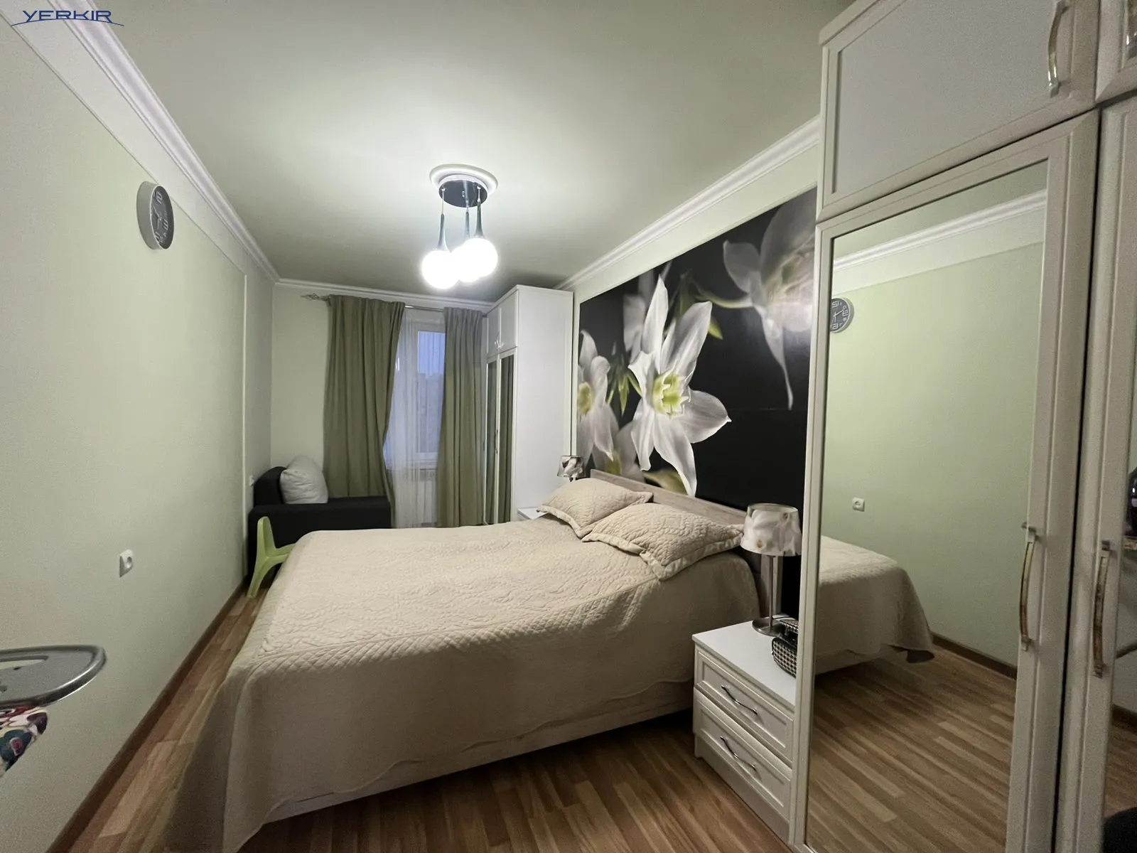 Apartments Code: 10+2477852