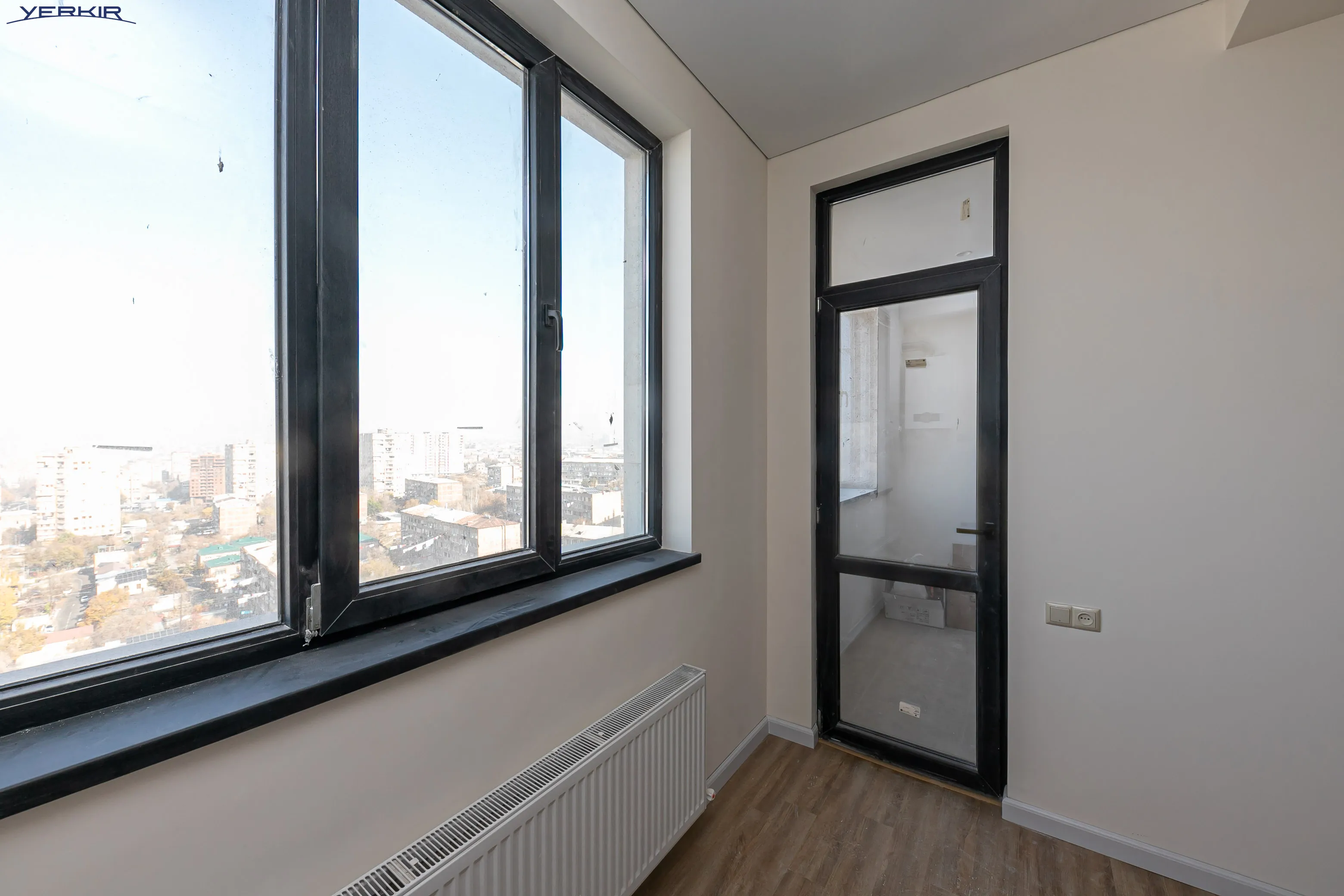 Apartments Code: 5+2494797