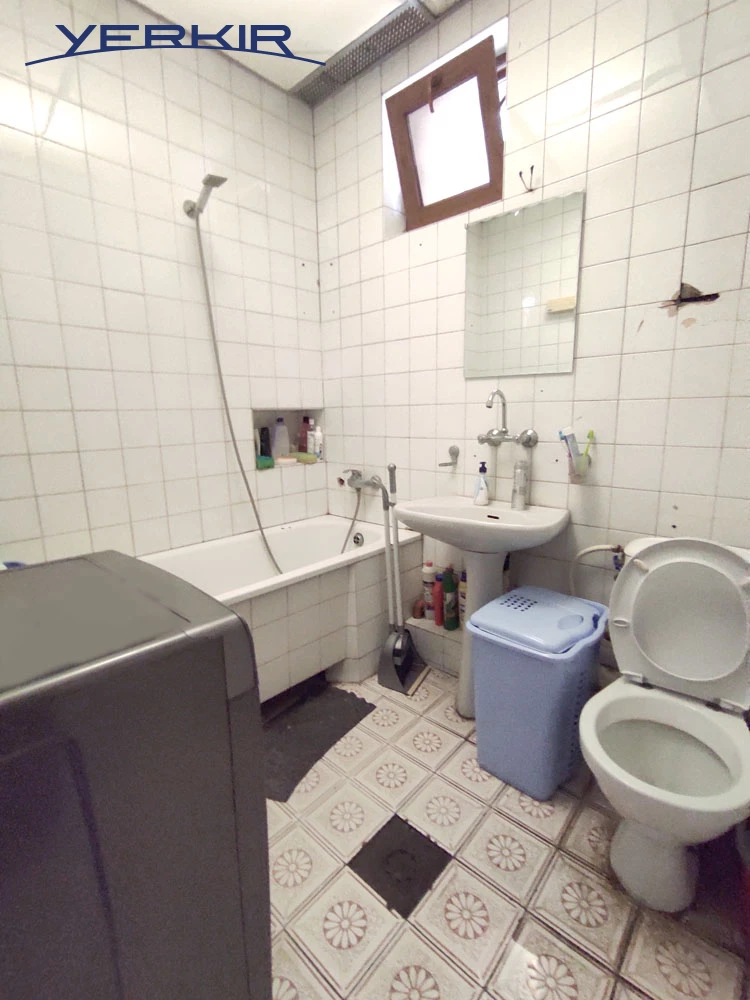 Apartments Code: 10+210371