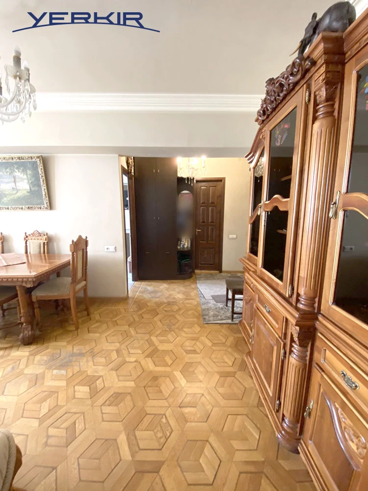 Apartments Code: 4+209232