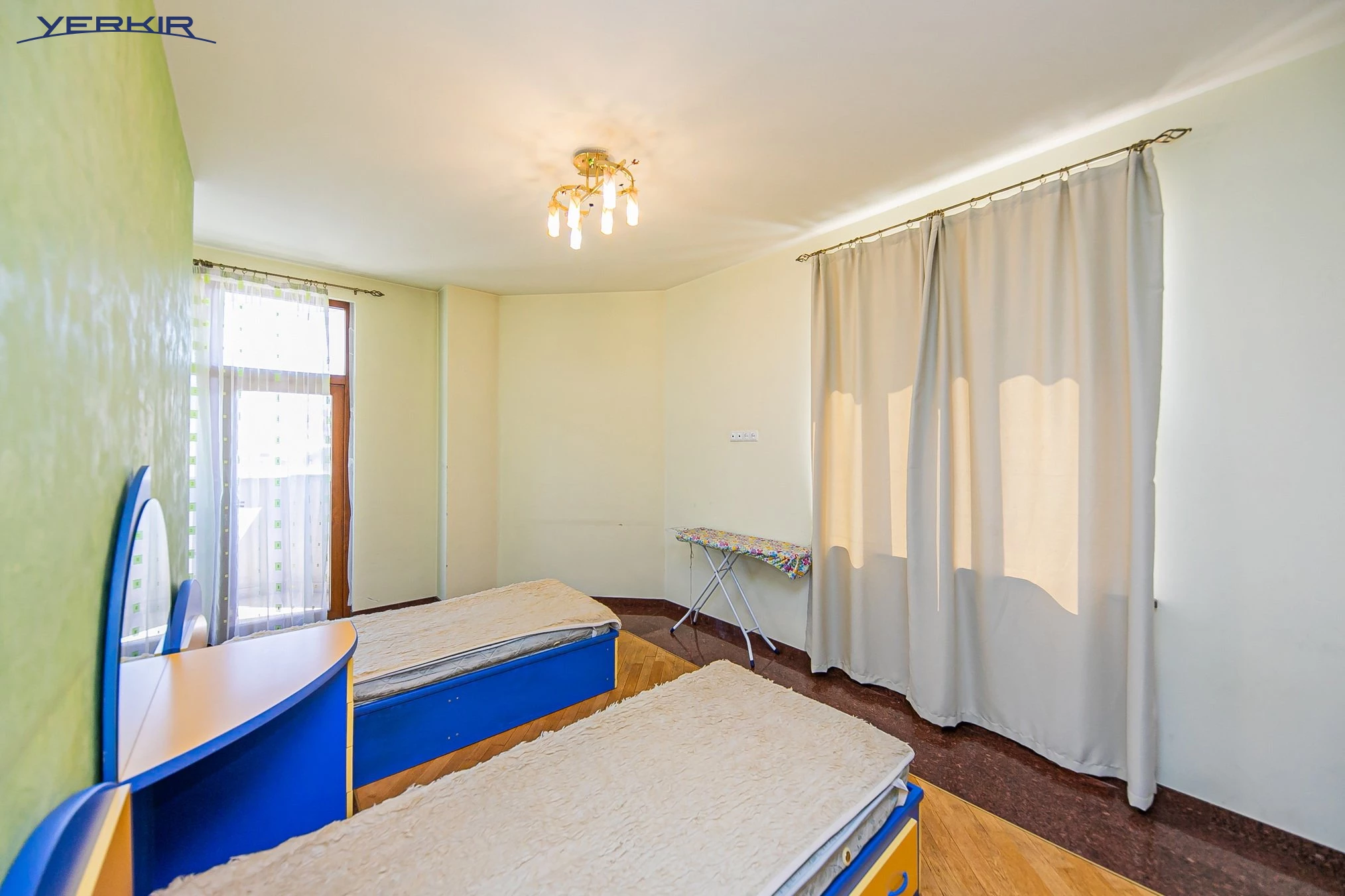 Բնակարաններ Կոդ` 9+317422