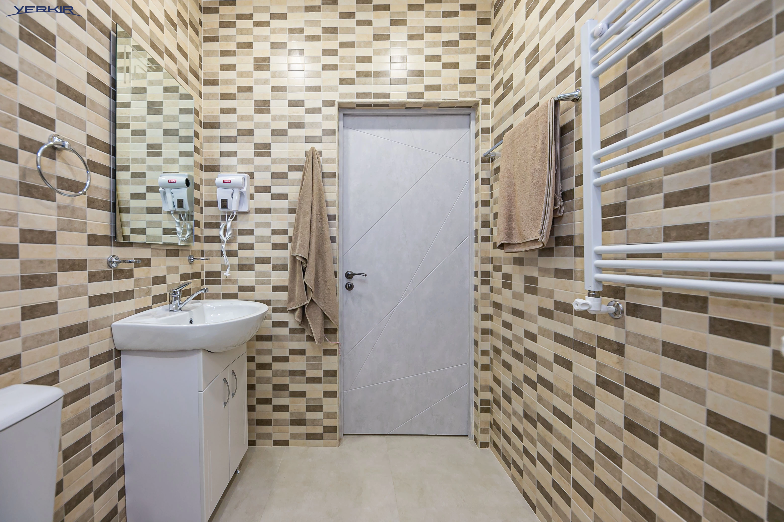 Apartments Code: 5+221314