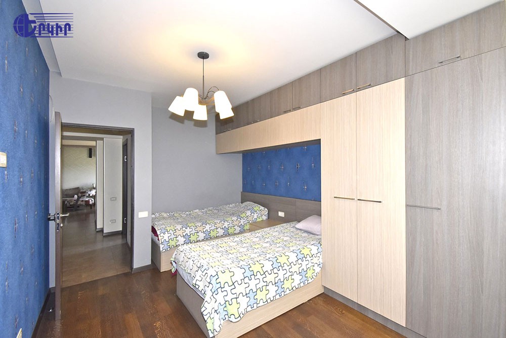 Apartments Code: 10+302298