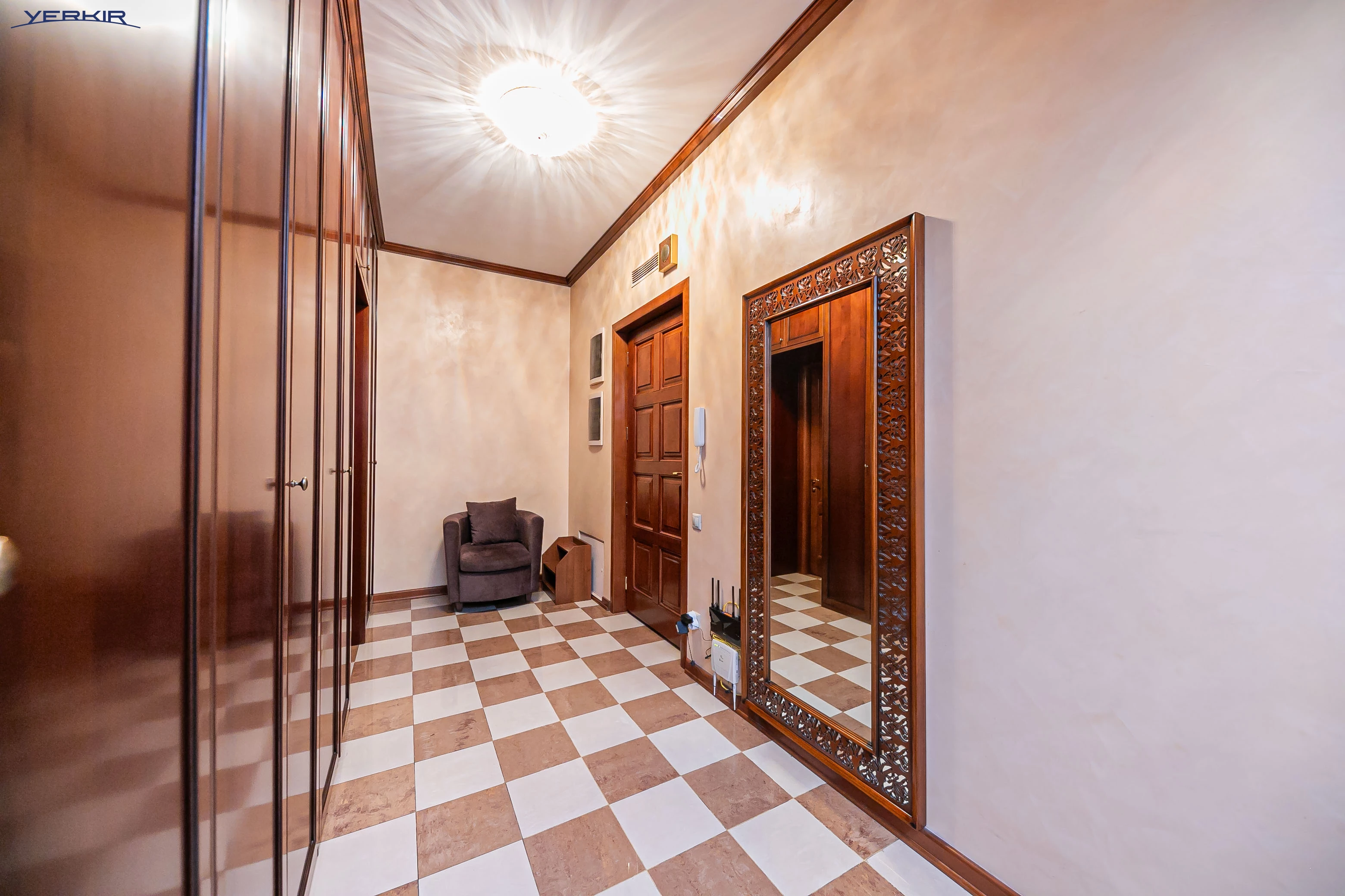 Apartments Code: 5+420265