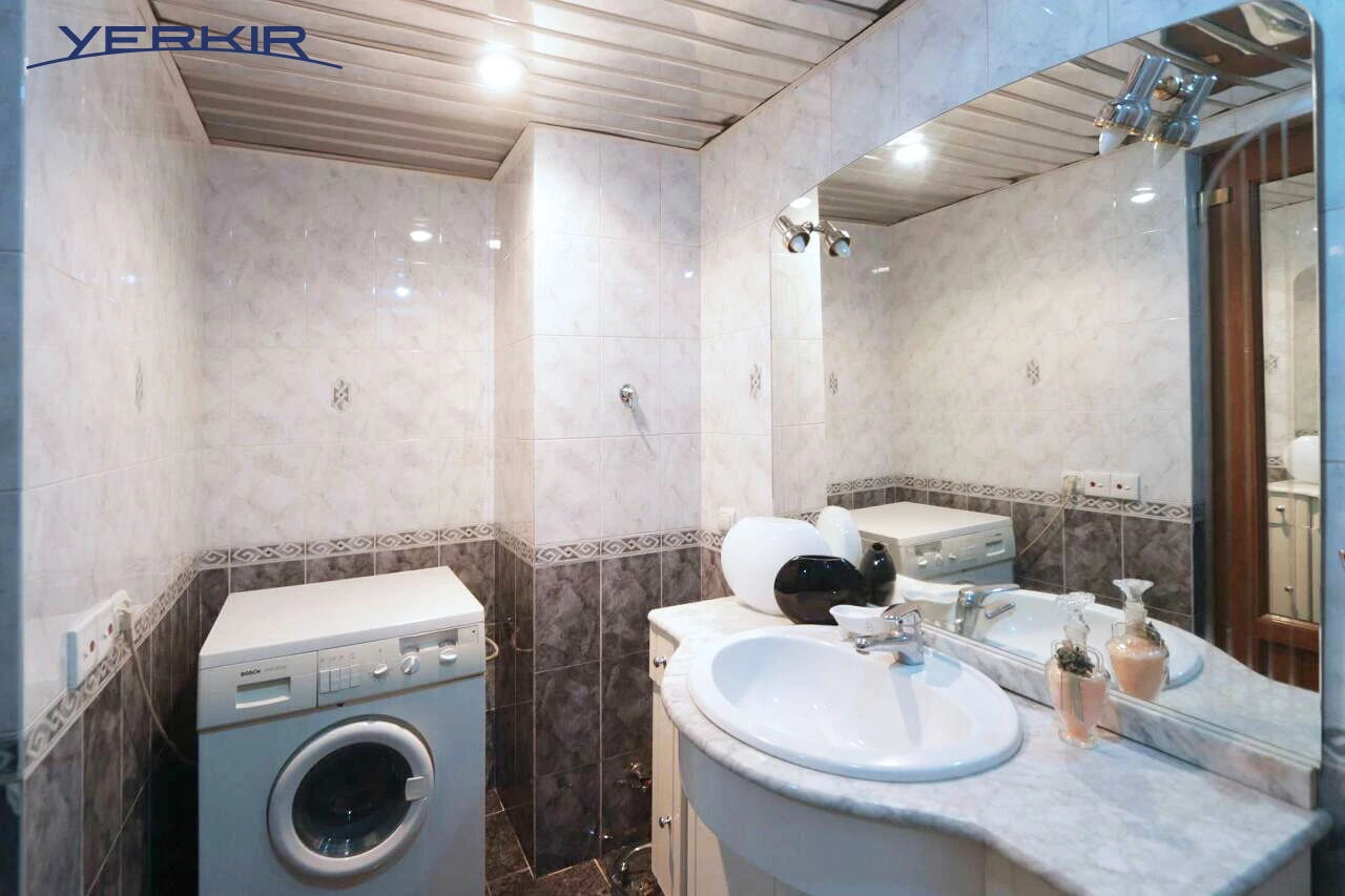 Apartments Code: 10+411094