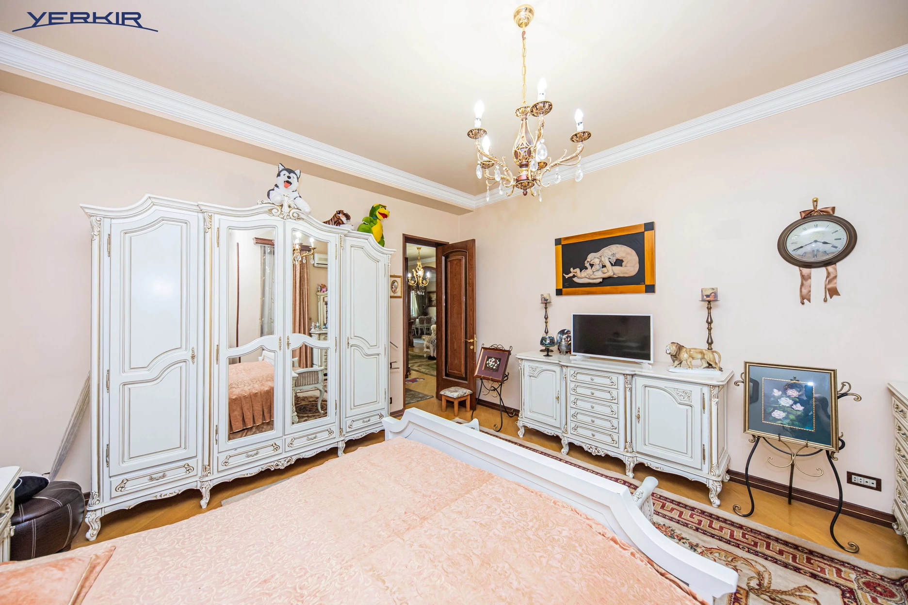 Квартиры Код 5+412782