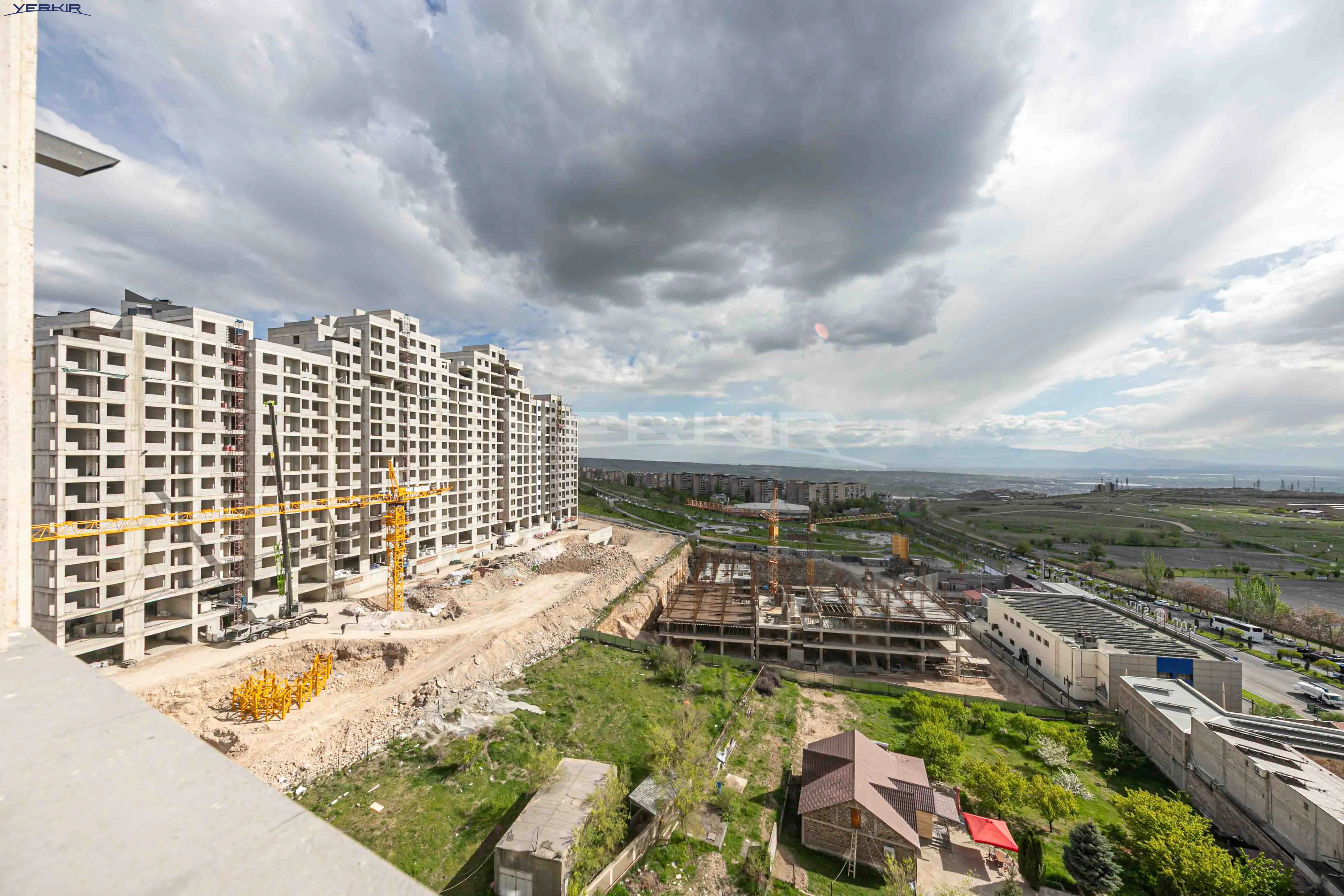 Բնակարաններ Կոդ` 9+3228963