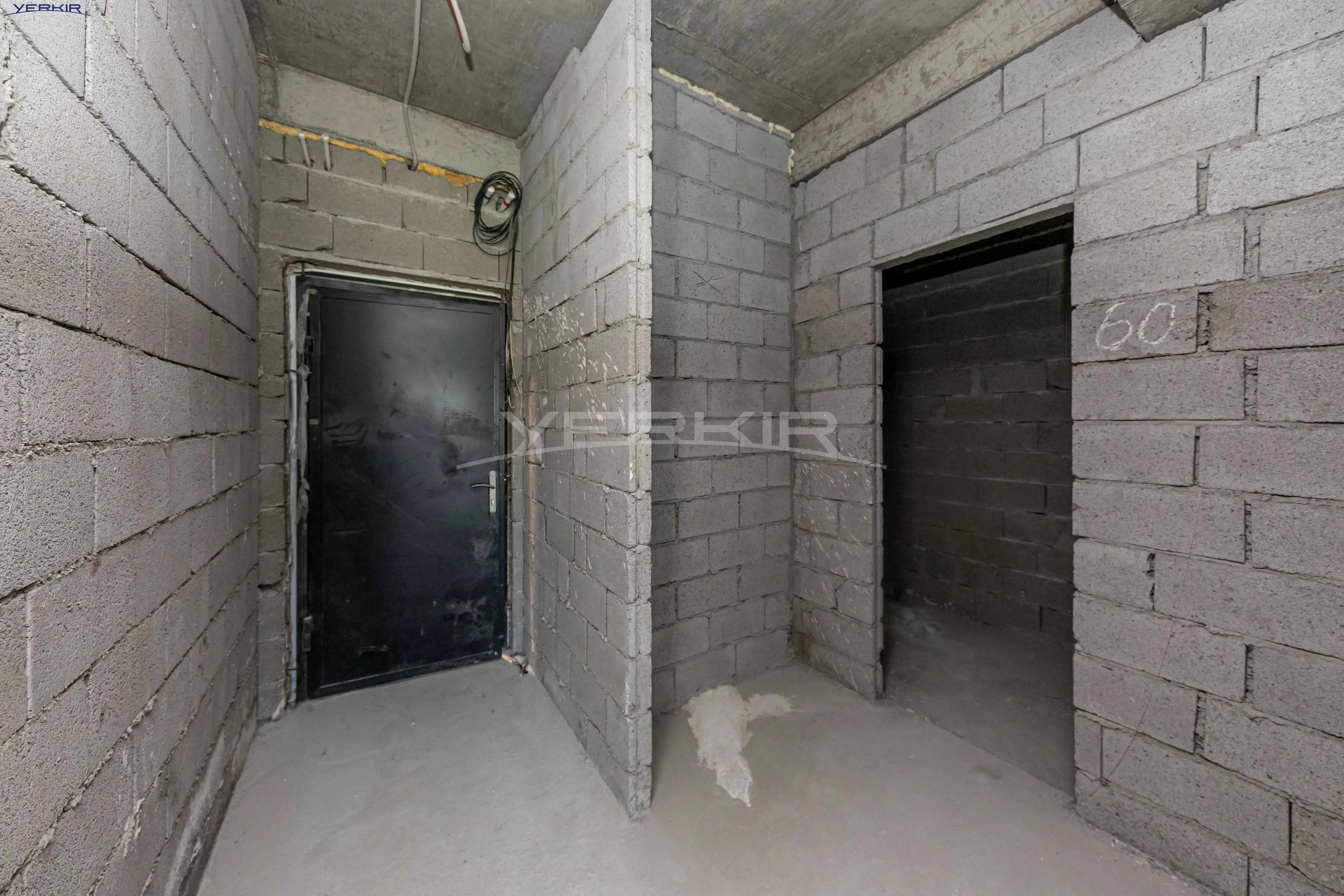 Apartments Code: 9+2949935