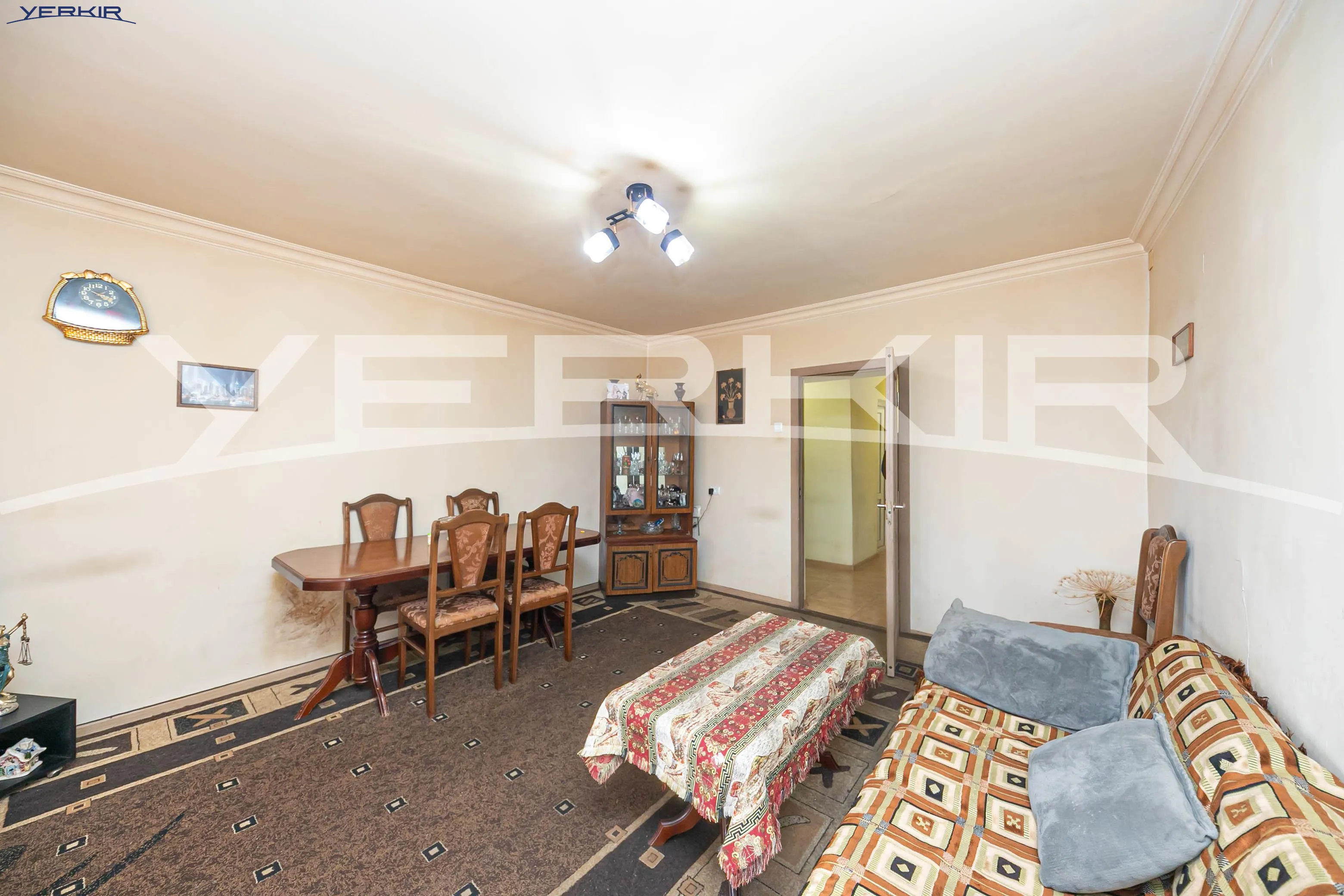 Apartments Code: 10+3607584