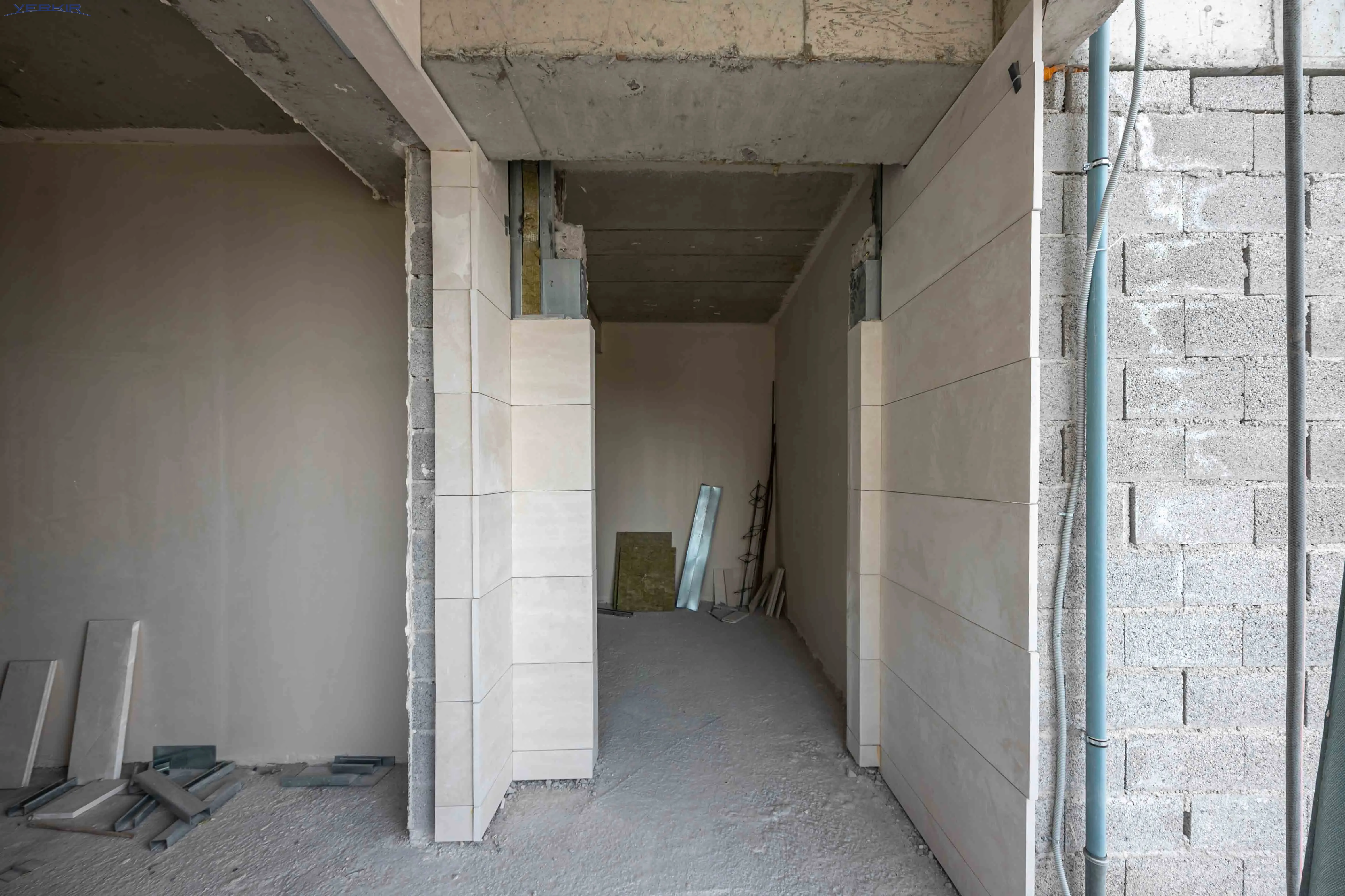 Apartments Code: 9+2388572