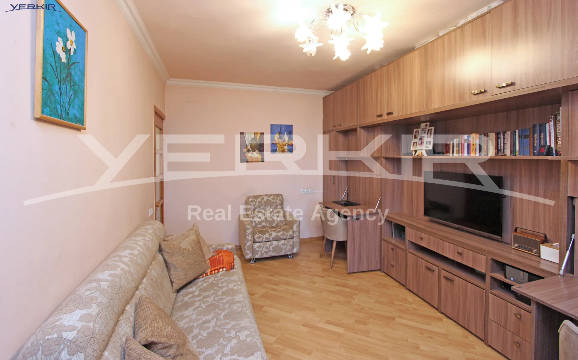 Apartments Code: 1+1842139