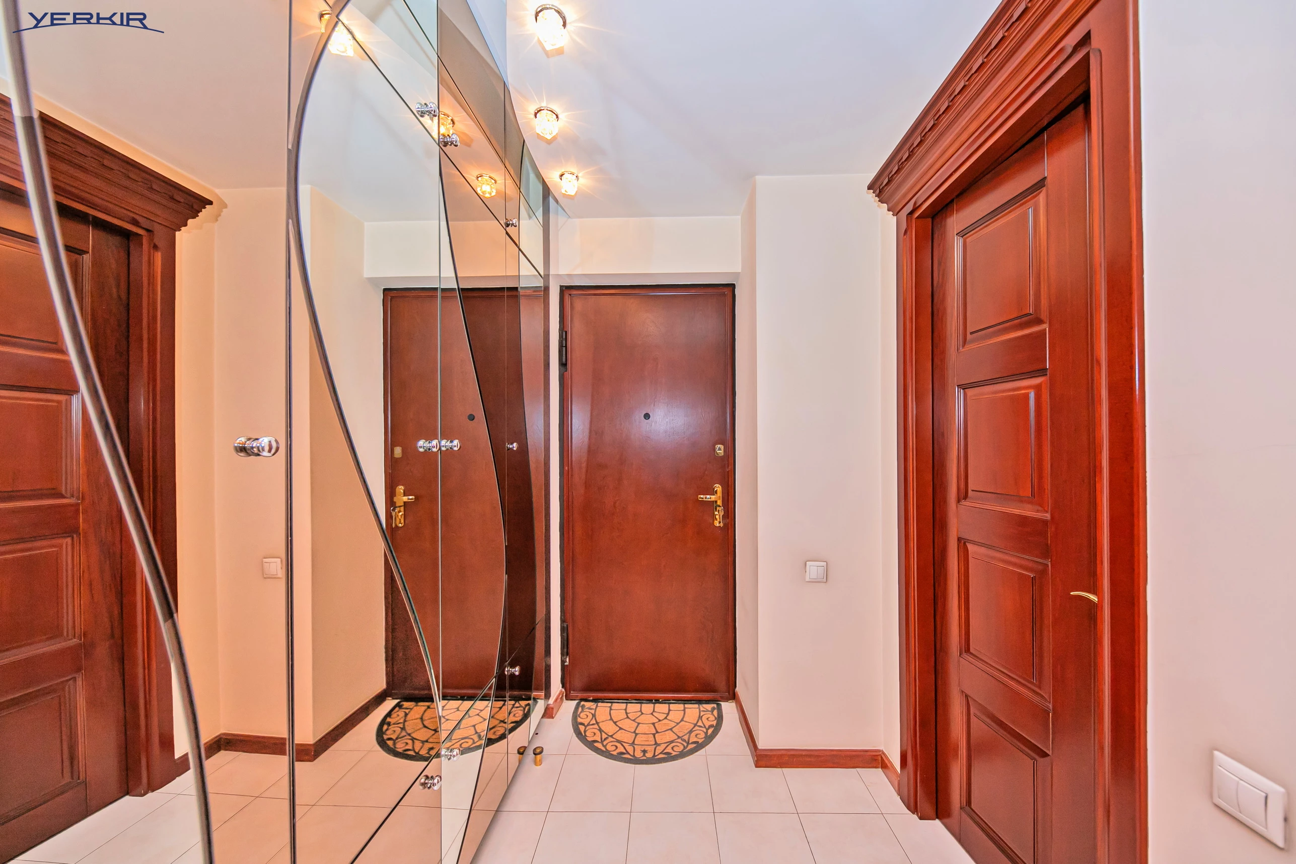 Apartments Code: 10+316111