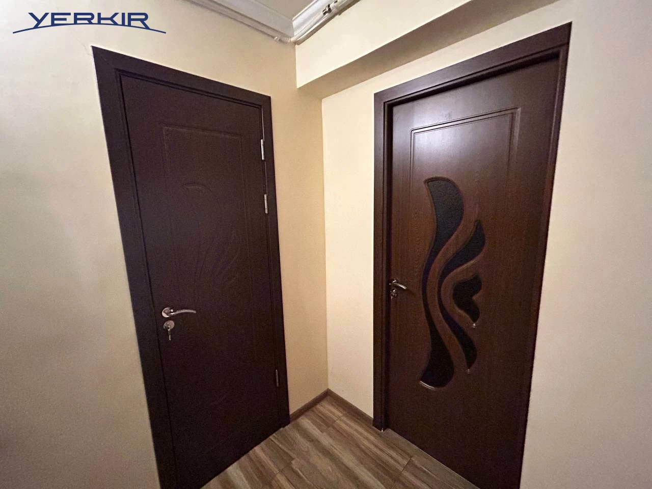 Բնակարաններ Կոդ` 4+213683