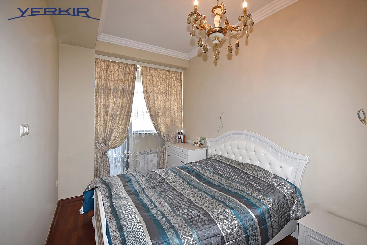 Apartments Code: 5+321470
