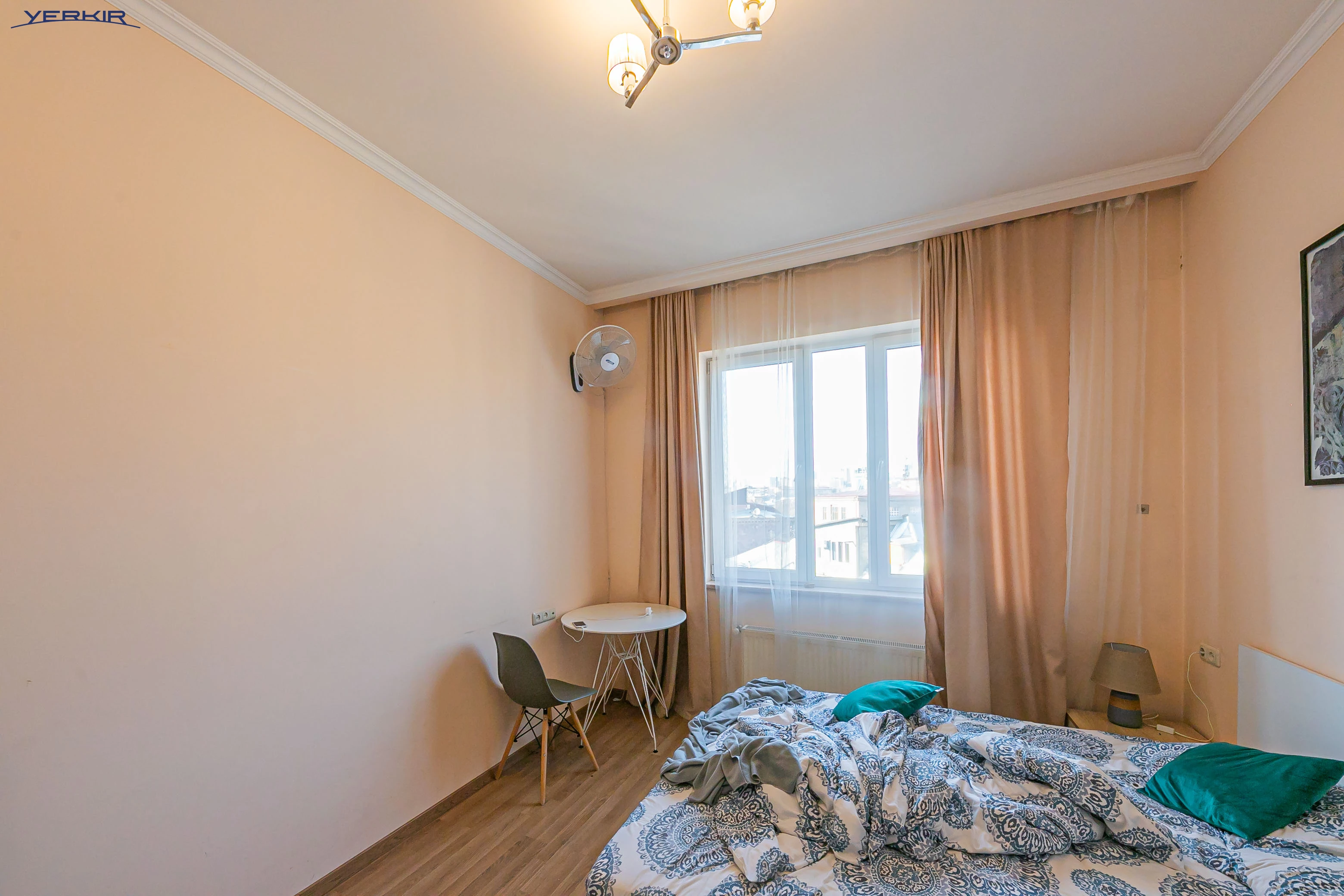 Apartments Code: 5+321677