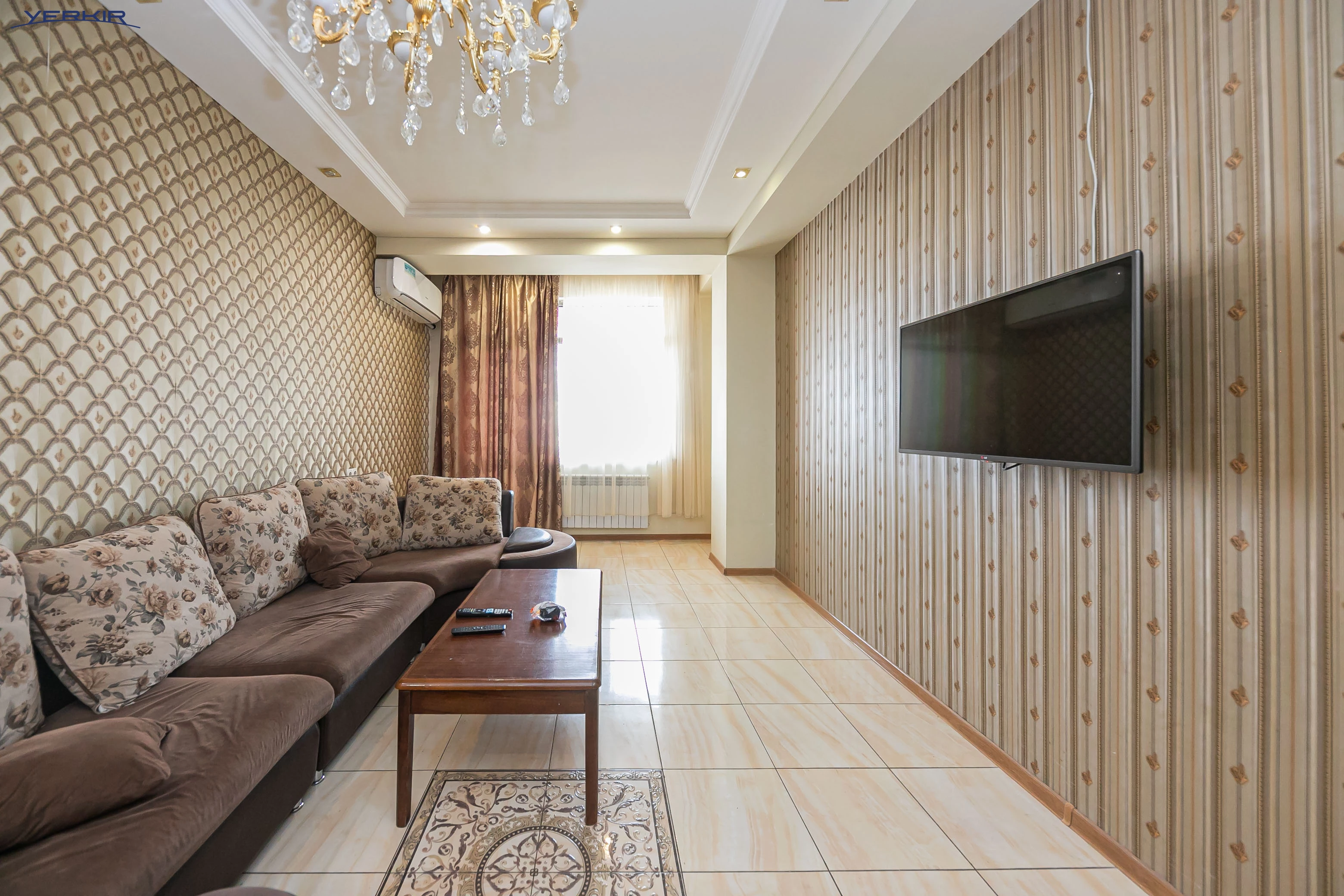 Apartments Code: 5+321526