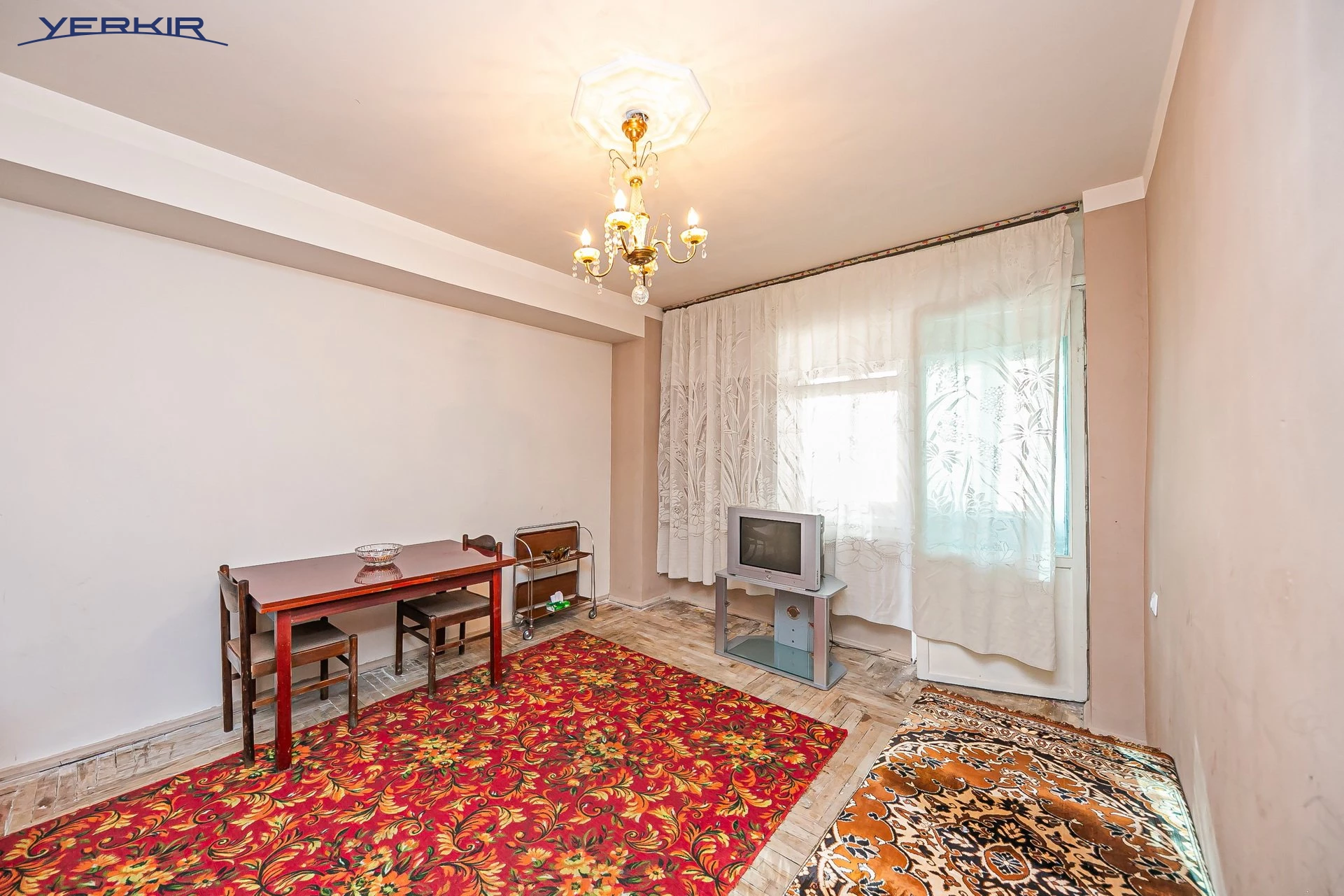 Apartments Code: 9+219100