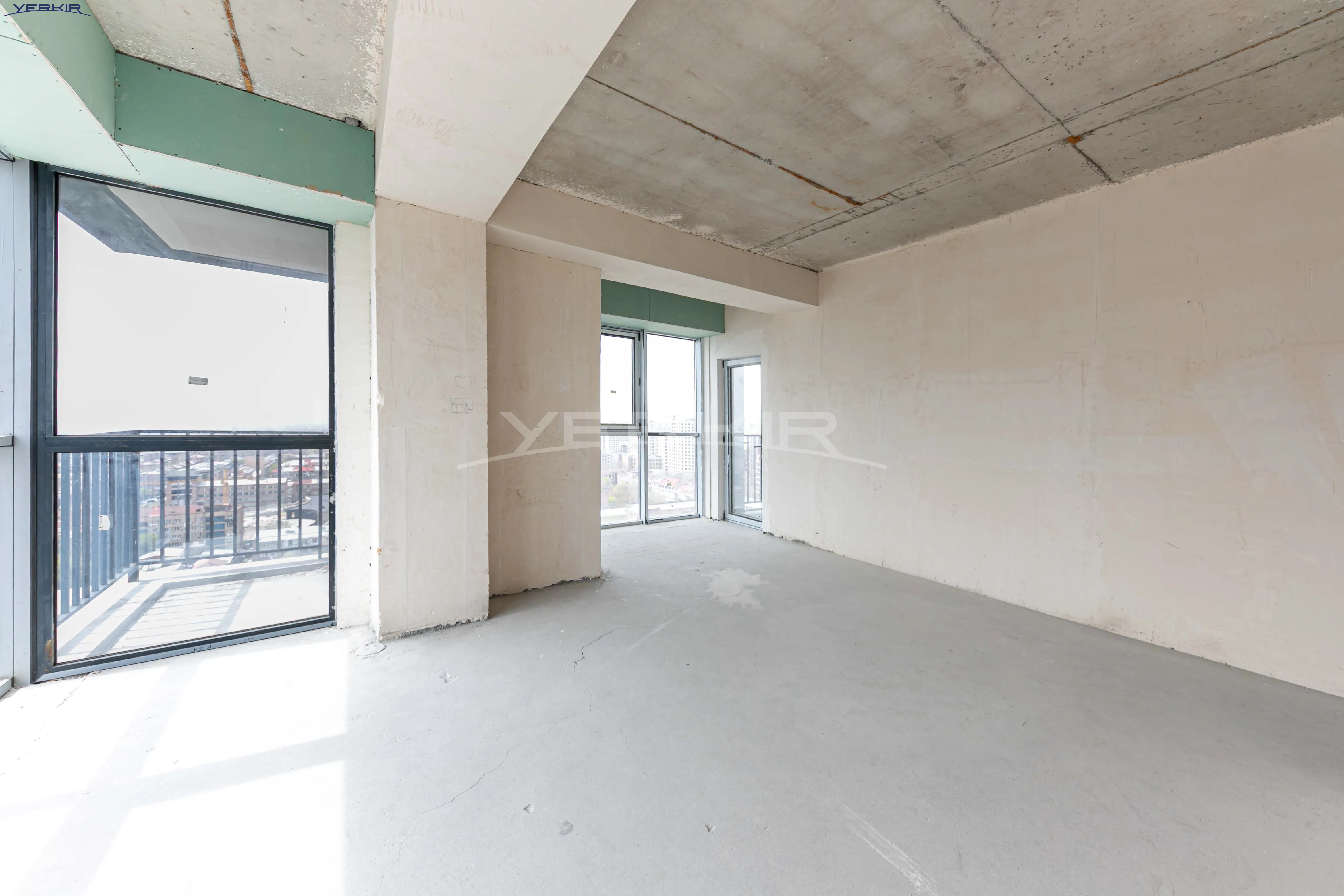Apartments Code: 9+3524884