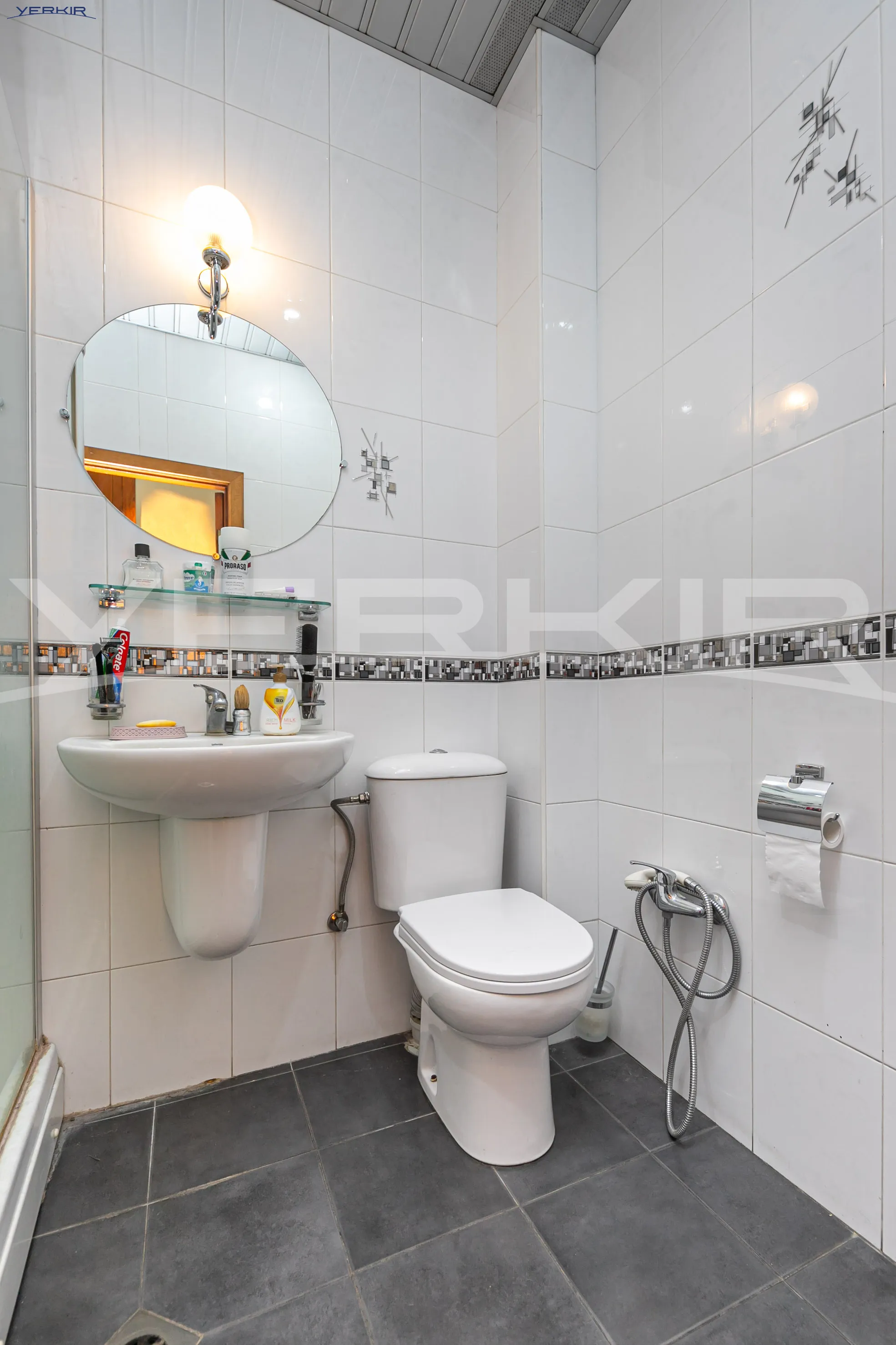 Квартиры Код 1+8512796