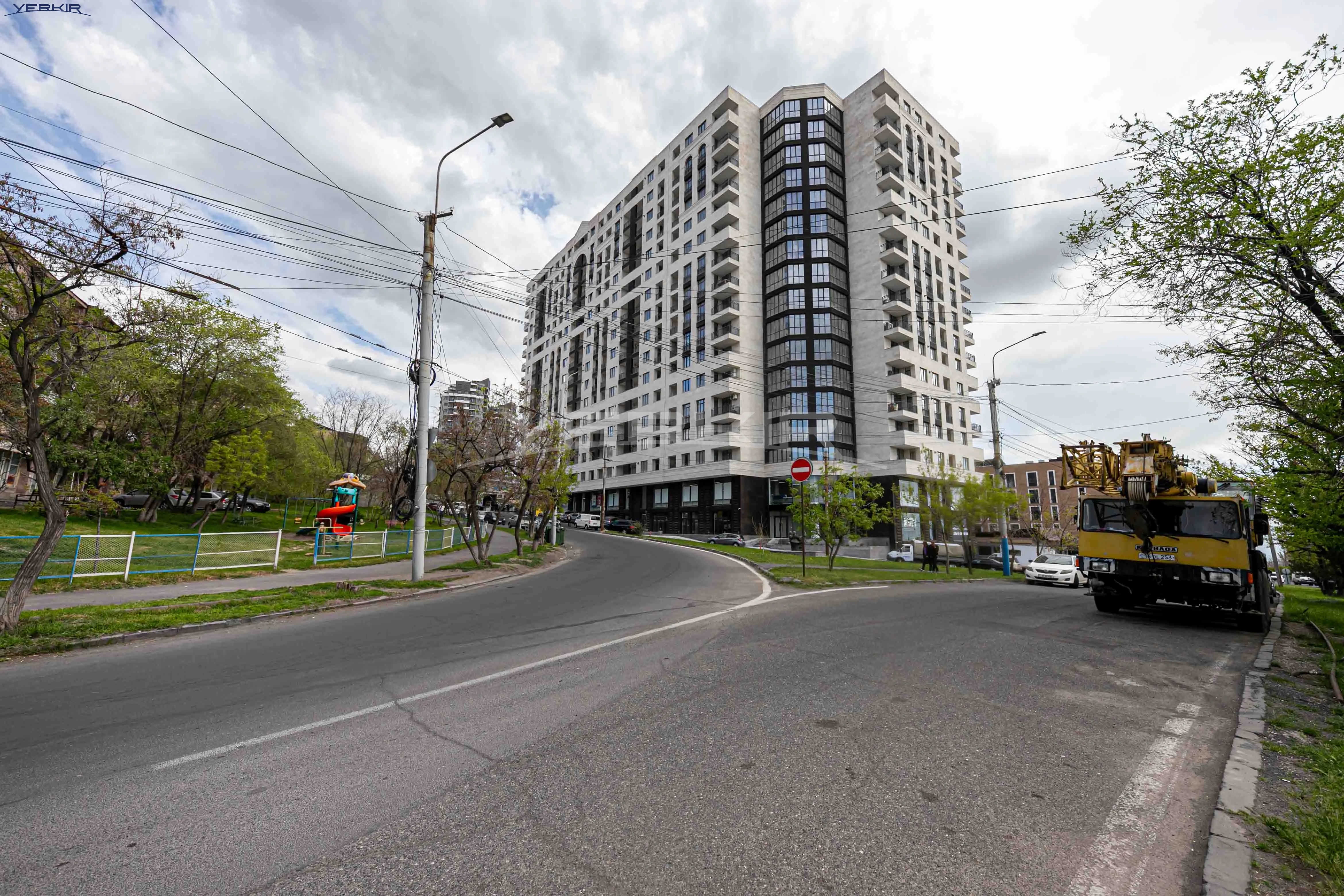 Բնակարաններ Կոդ` 9+3228963