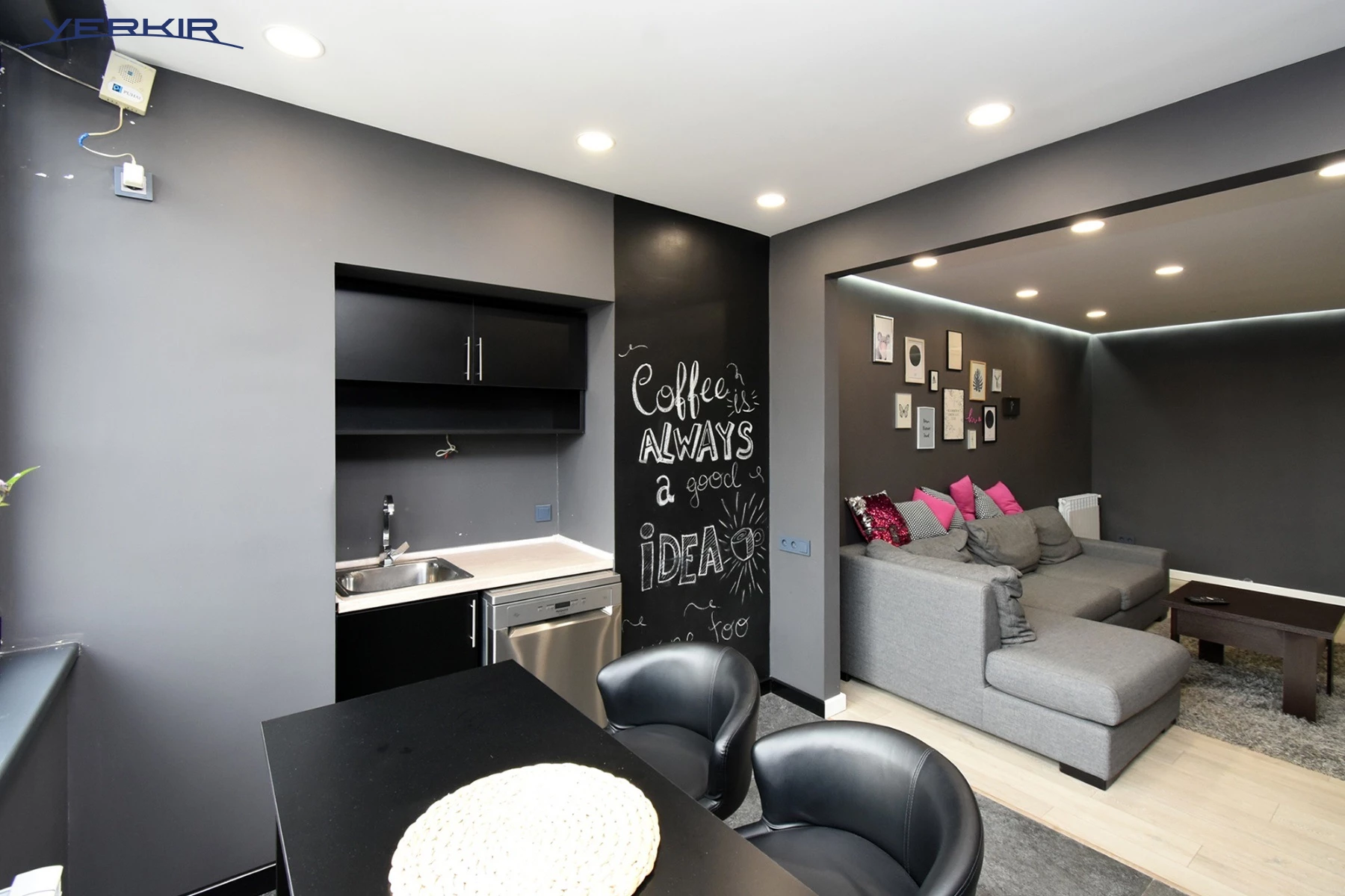 Apartments Code: 5+313426