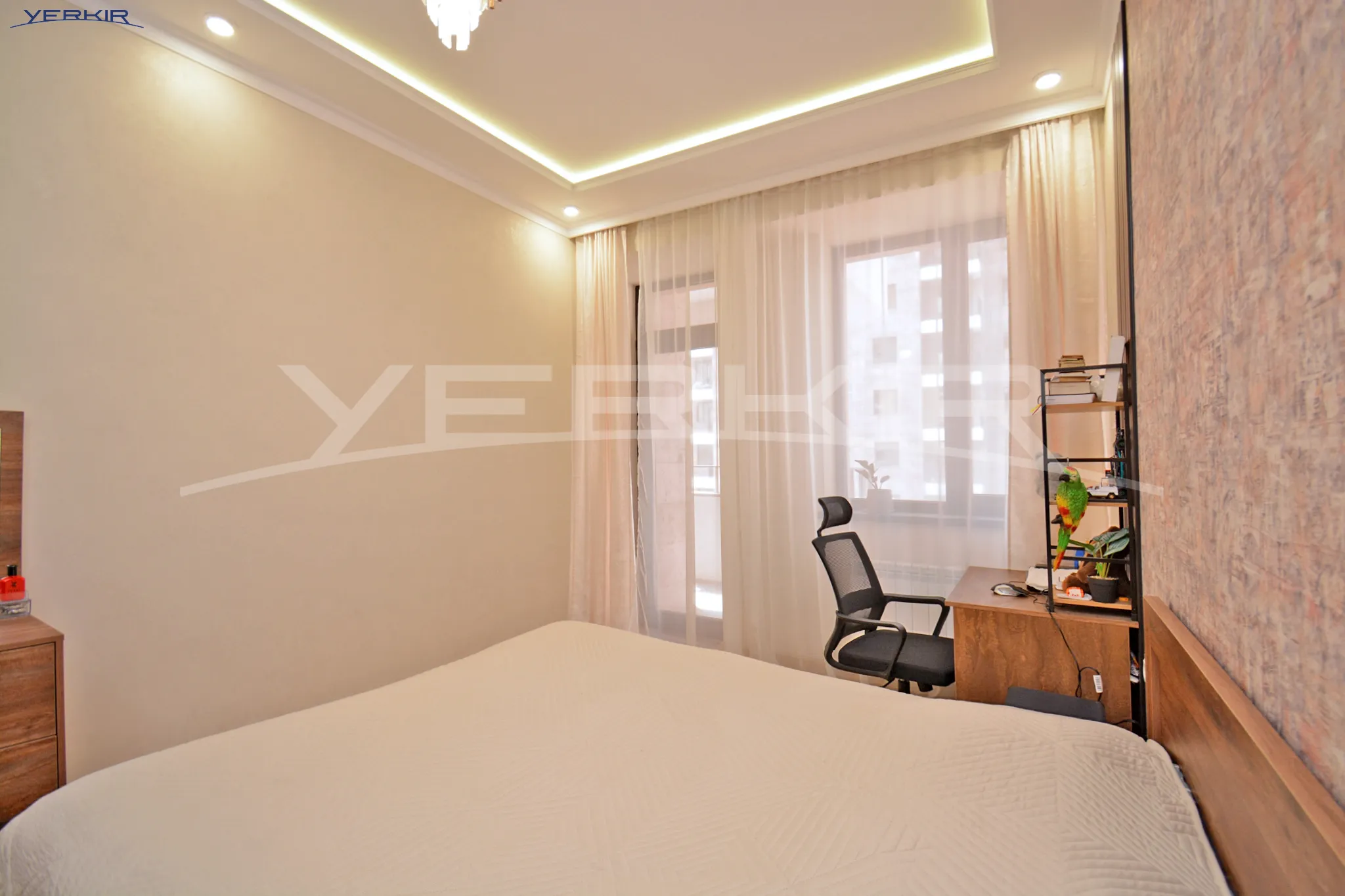 Apartments Code: 9+3227654