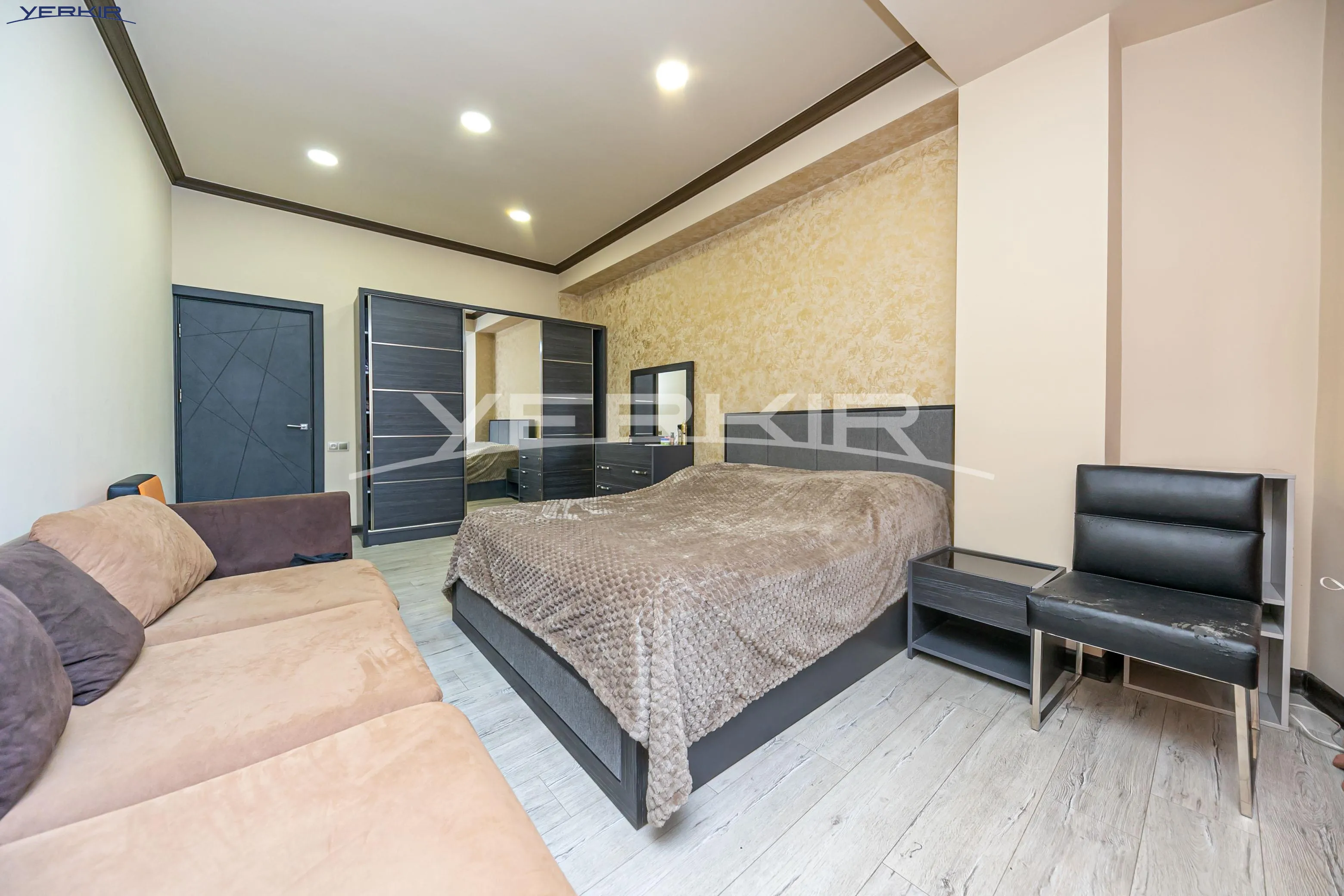 Квартиры Код 10+3701349