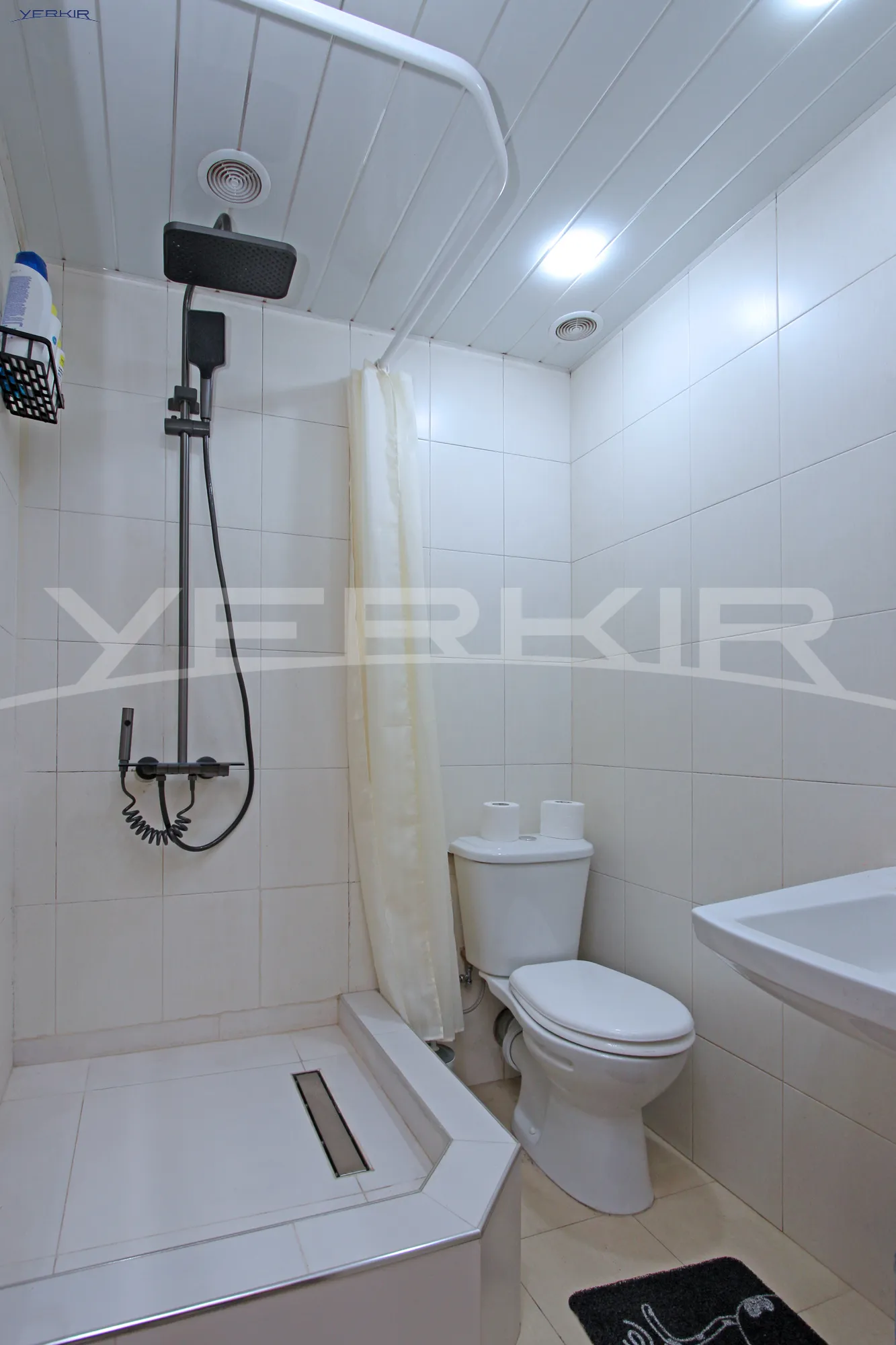 Apartments Code: 9+2673052