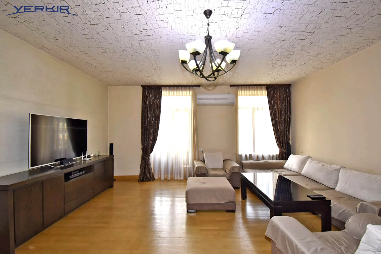 Apartments Code: 3+815120