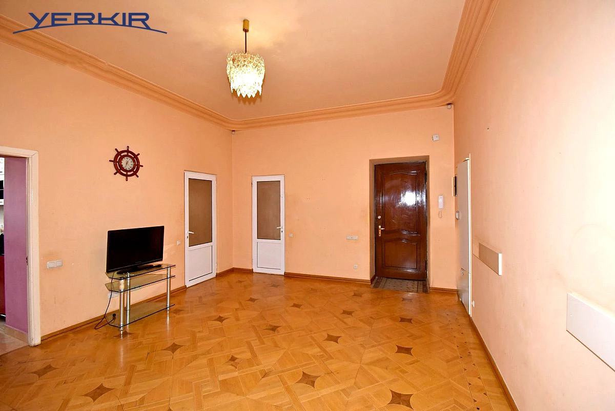 Квартиры Код 5+302154