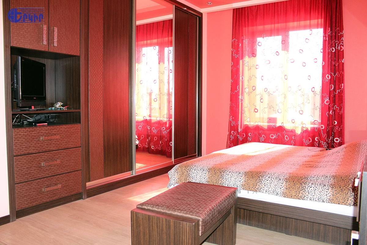 Առանձնատներ Կոդ` 4+50823