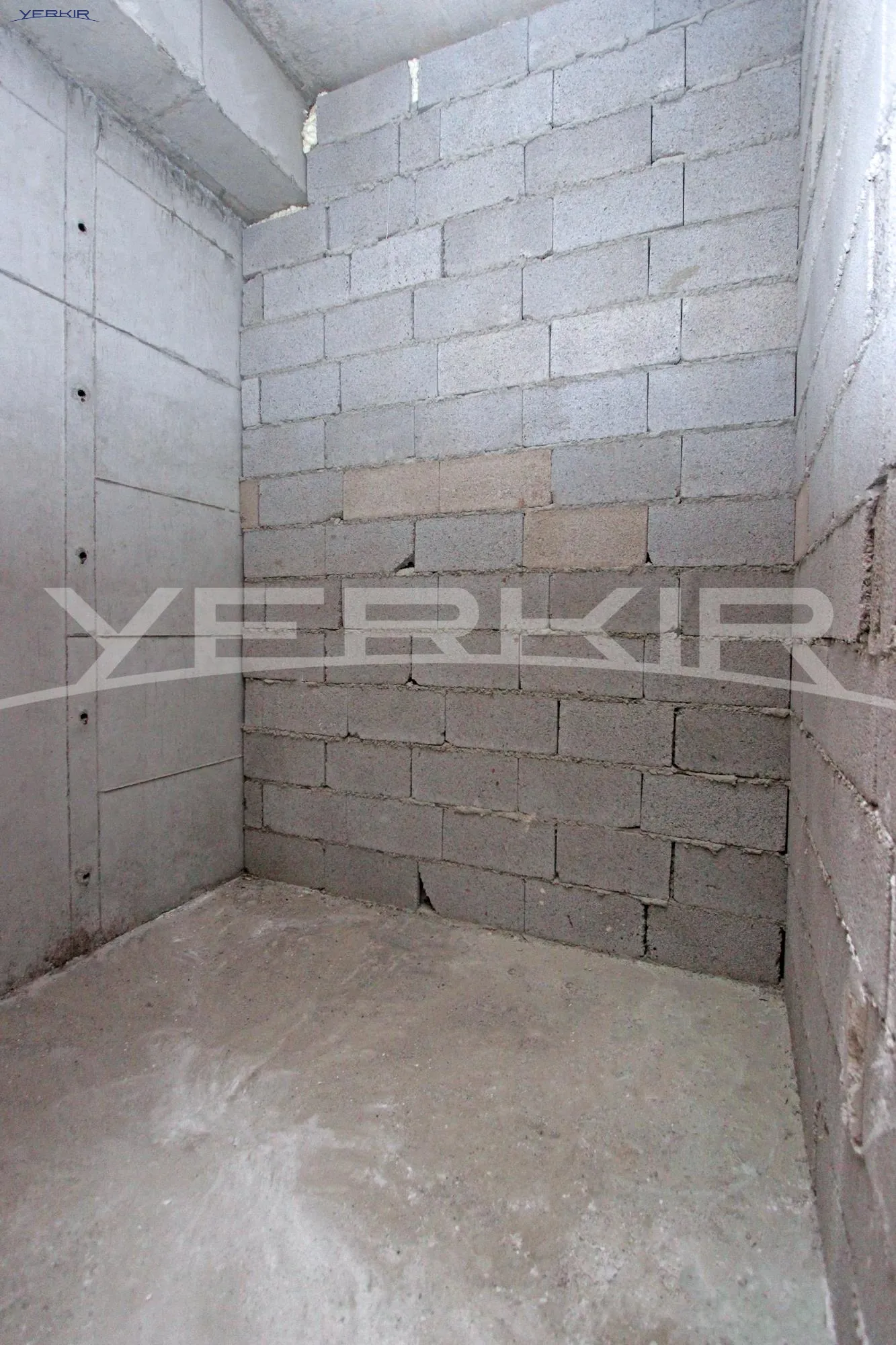 Apartments Code: 10+3368110