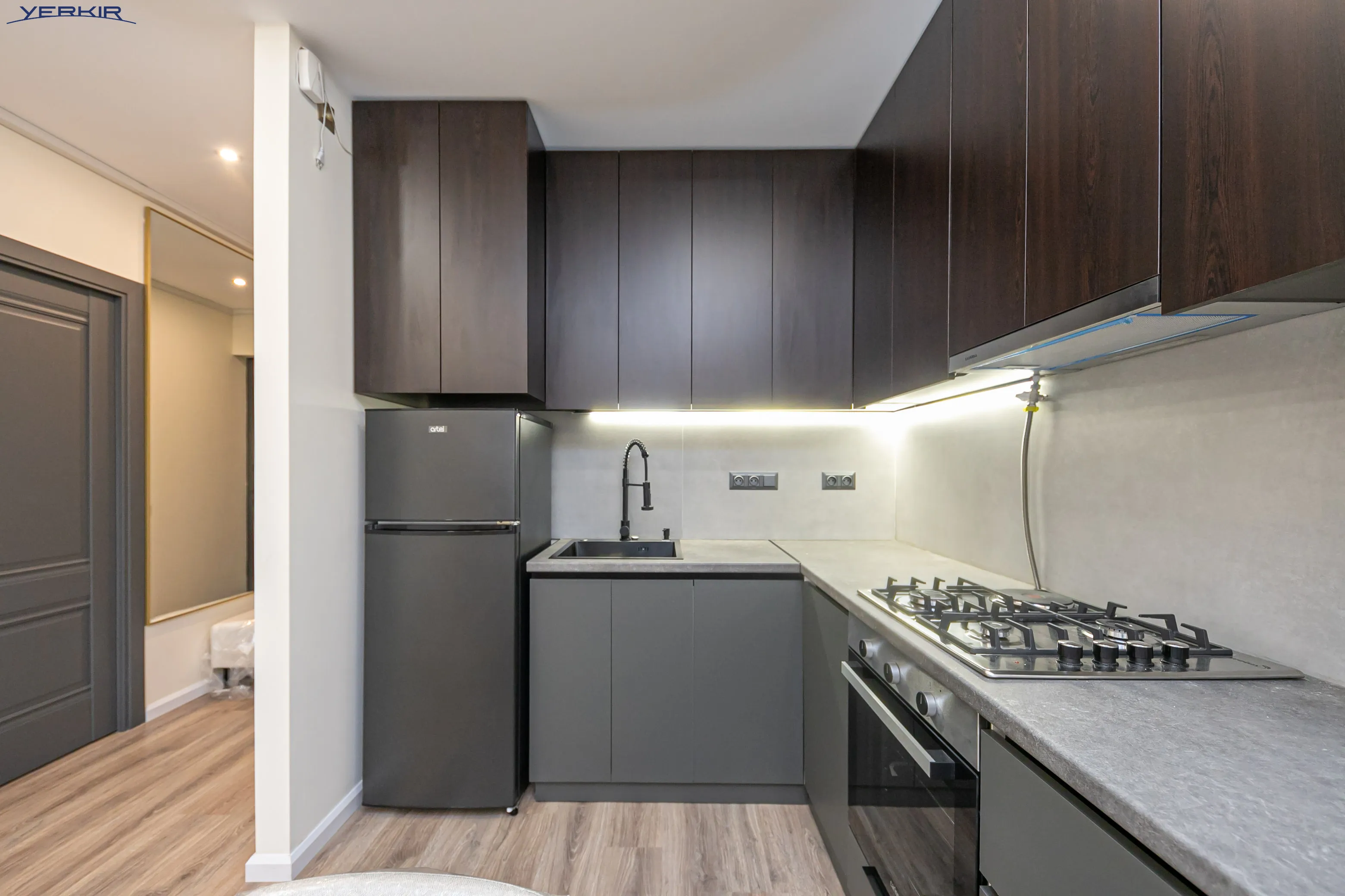 Apartments Code: 9+2953207