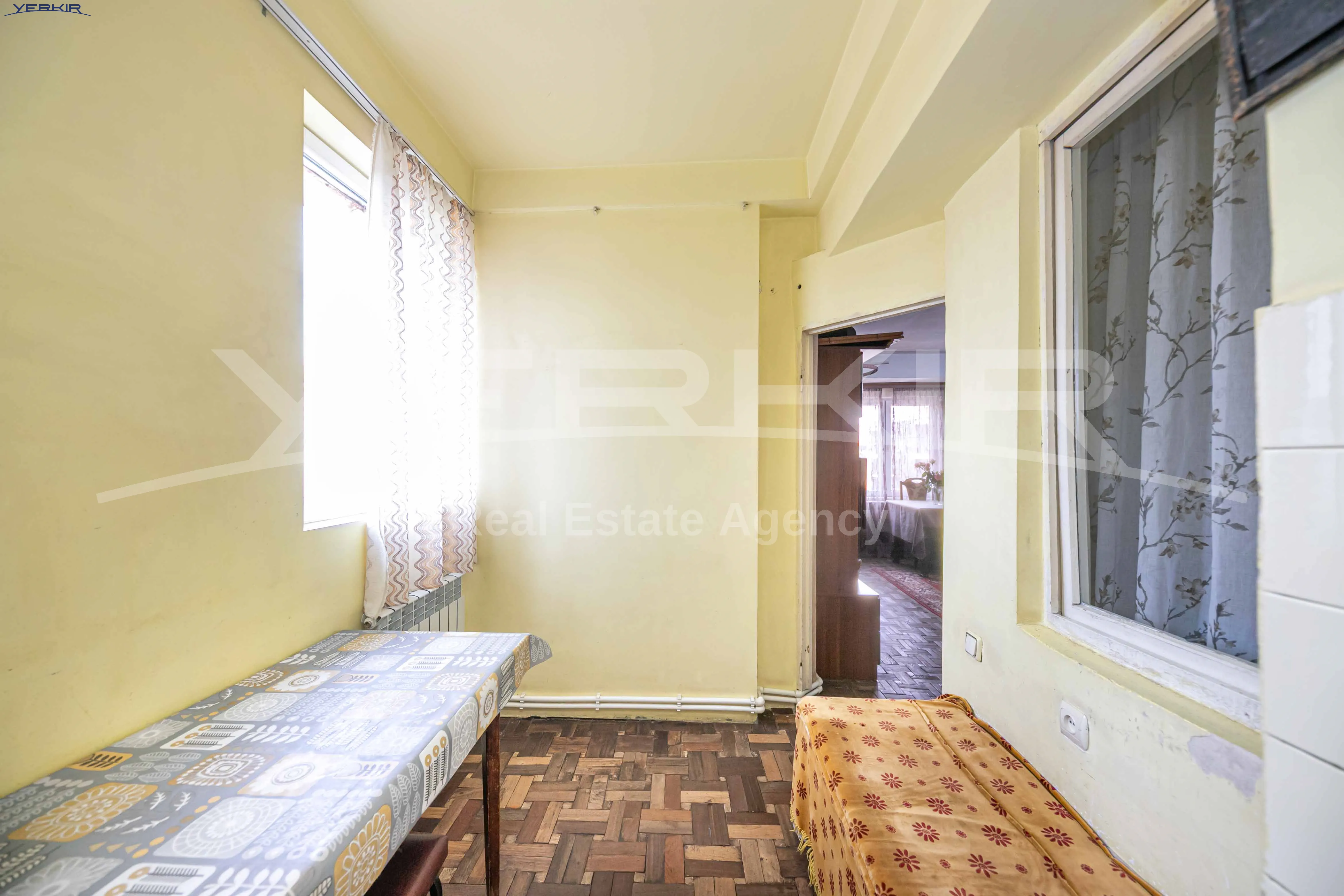 Բնակարաններ Կոդ` 5+2574215