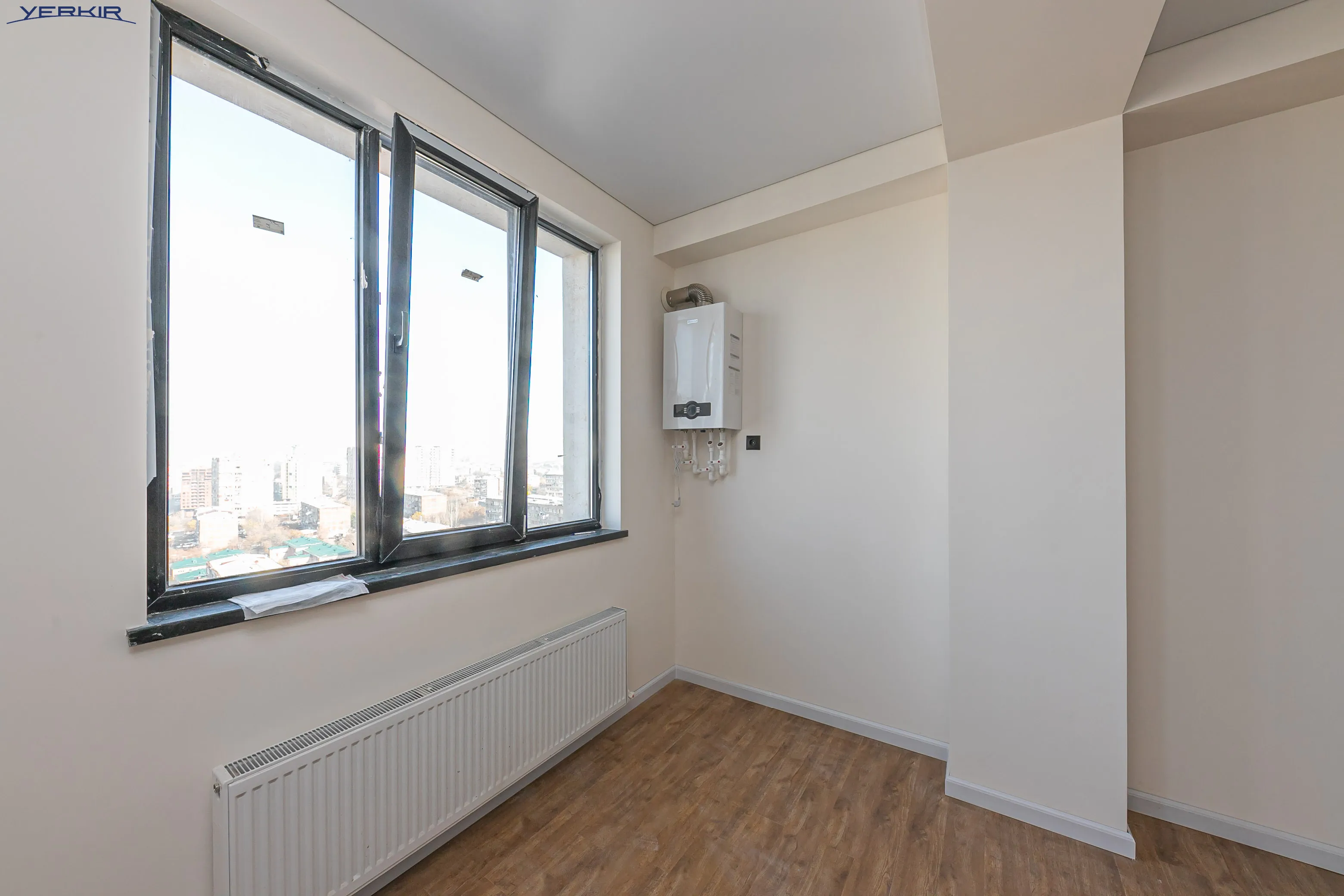 Apartments Code: 5+2454435