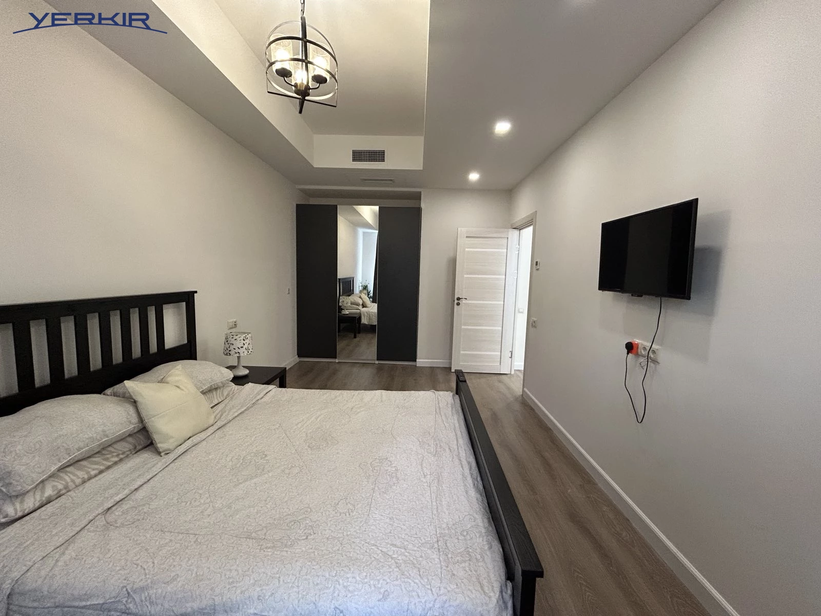 Բնակարաններ Կոդ` 2+218022