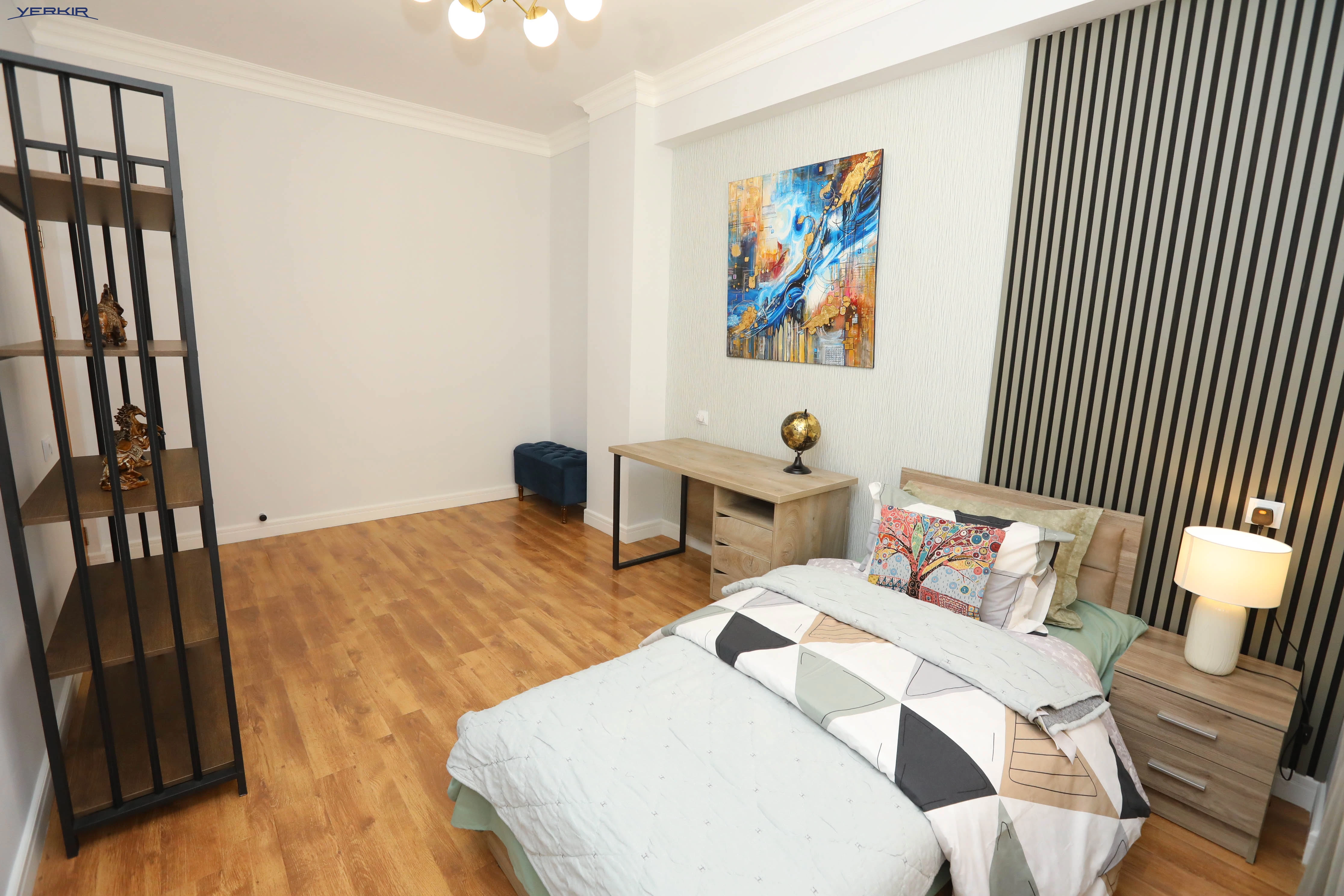 Apartments Code: 9+419769