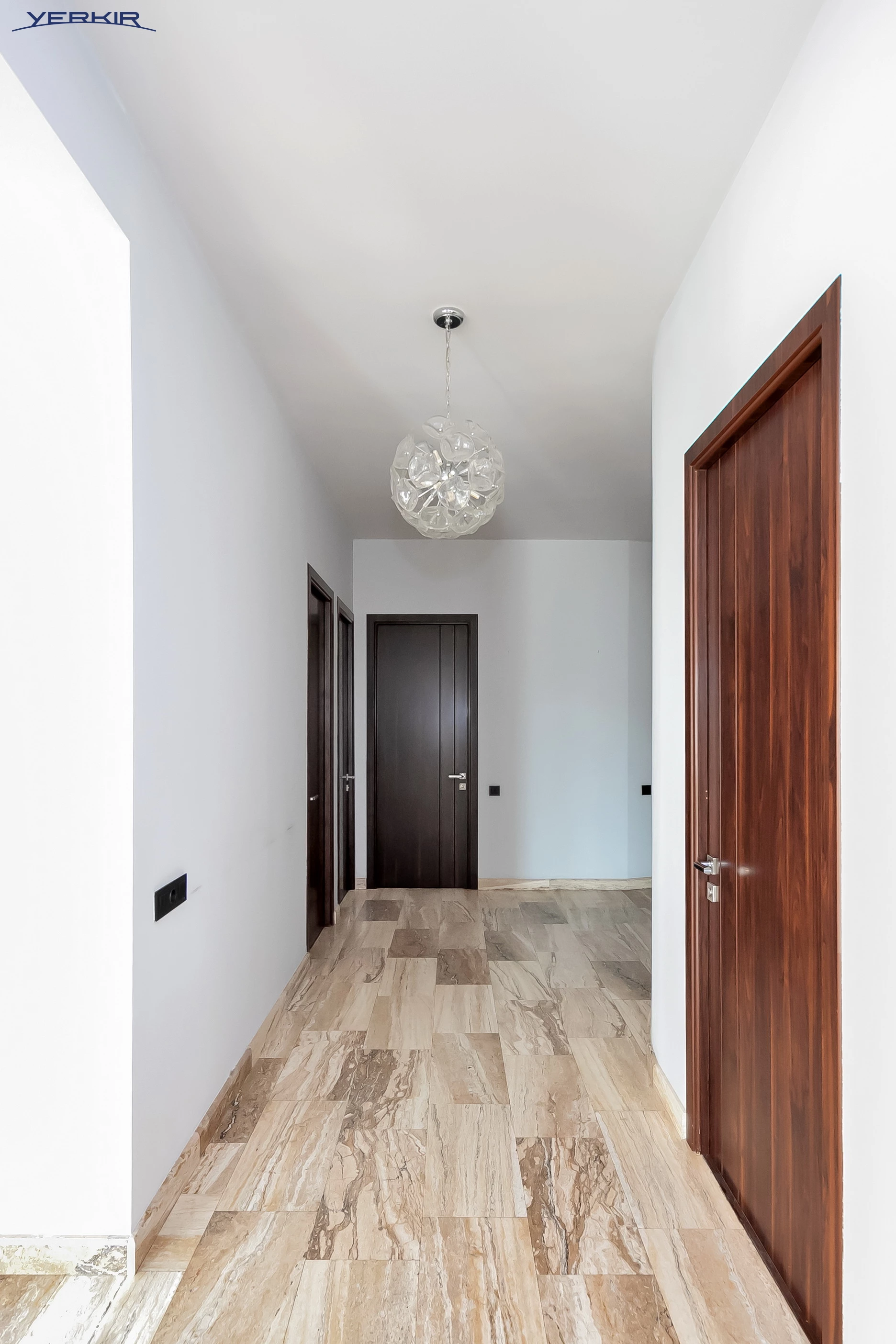 Apartments Code: 1+416135