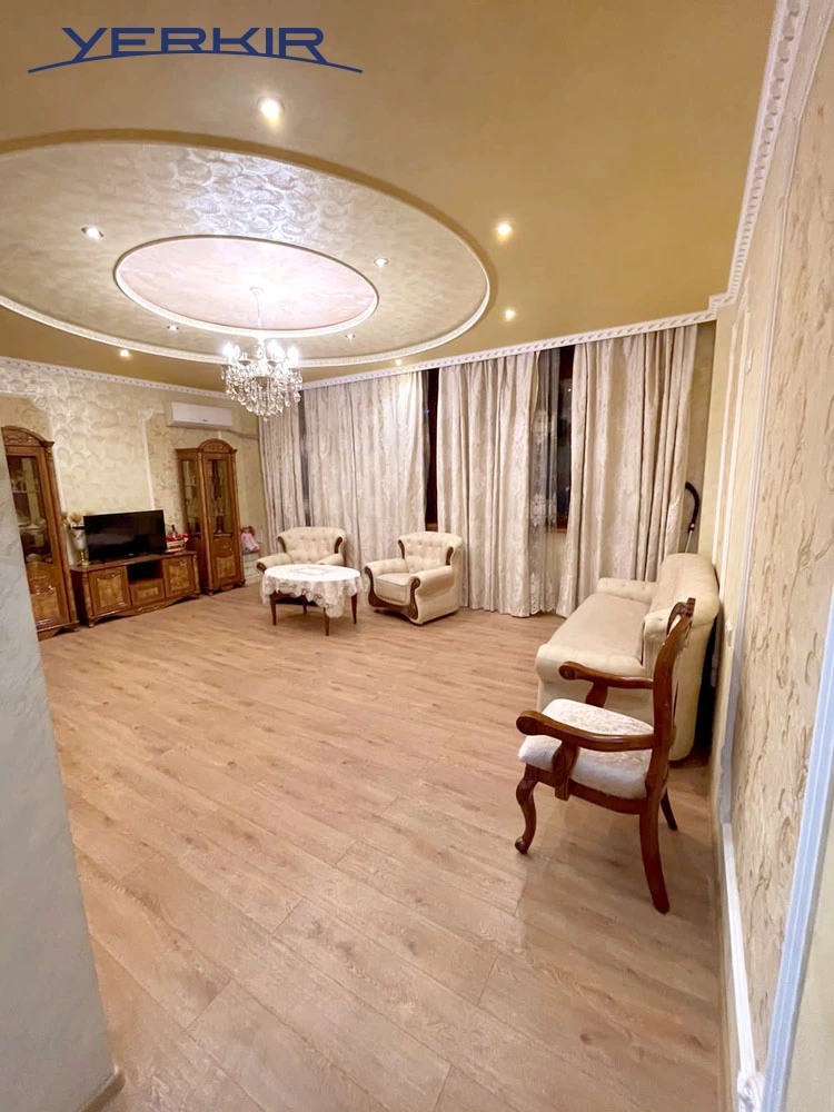 Բնակարաններ Կոդ` 10+205080