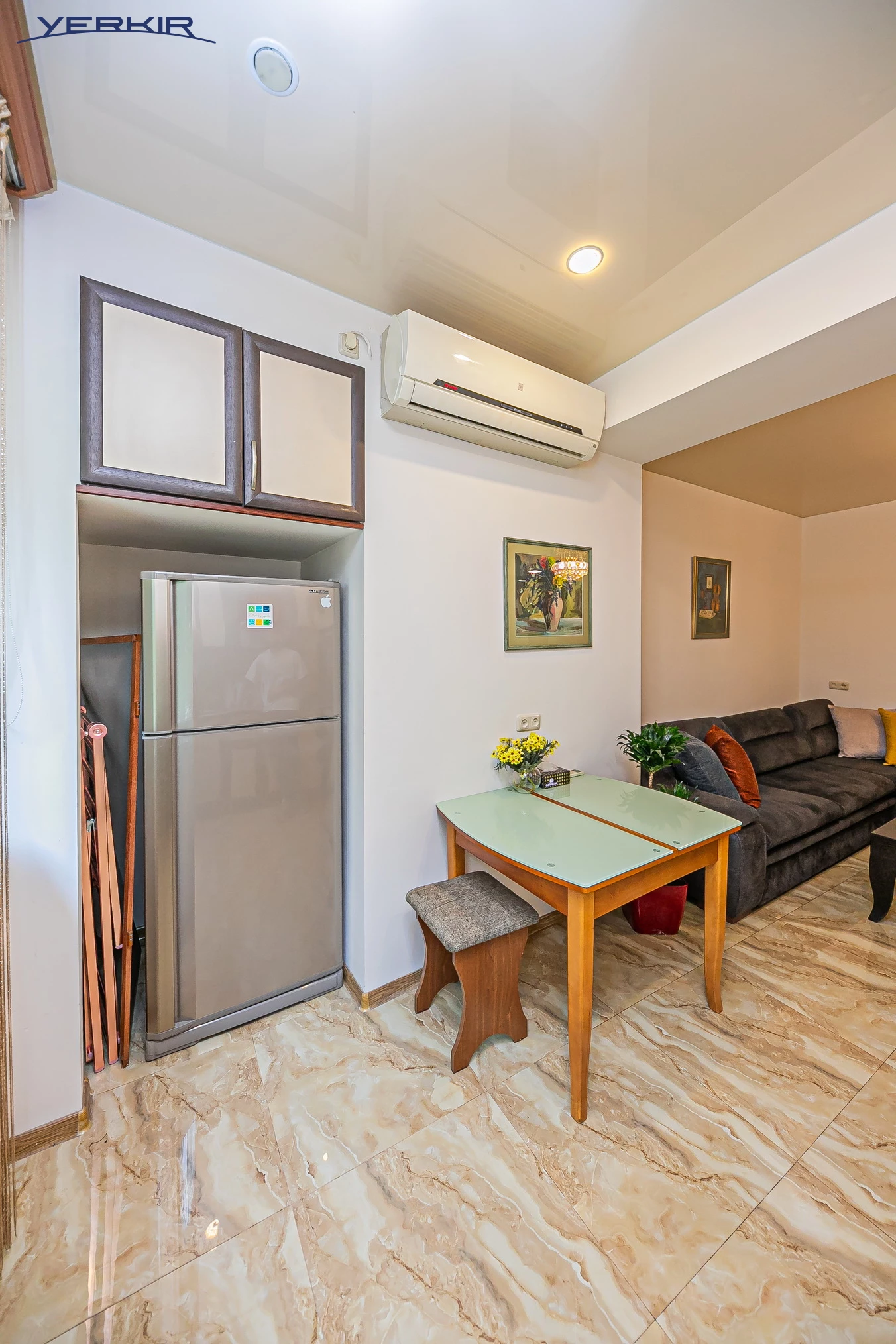 Apartments Code: 5+218975